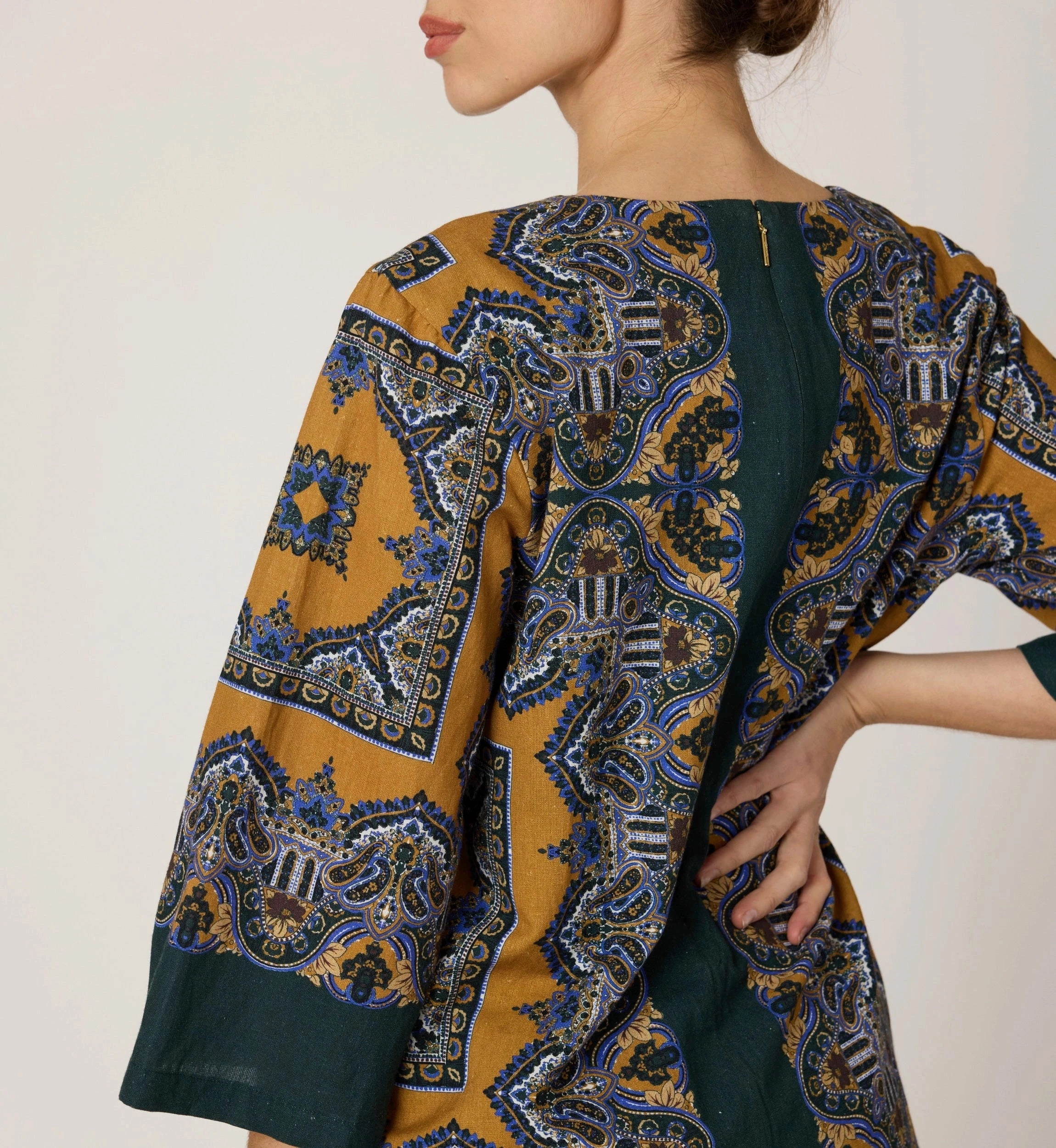 Playful Twist Essential Piece Raissa Mini Dress | Mercado