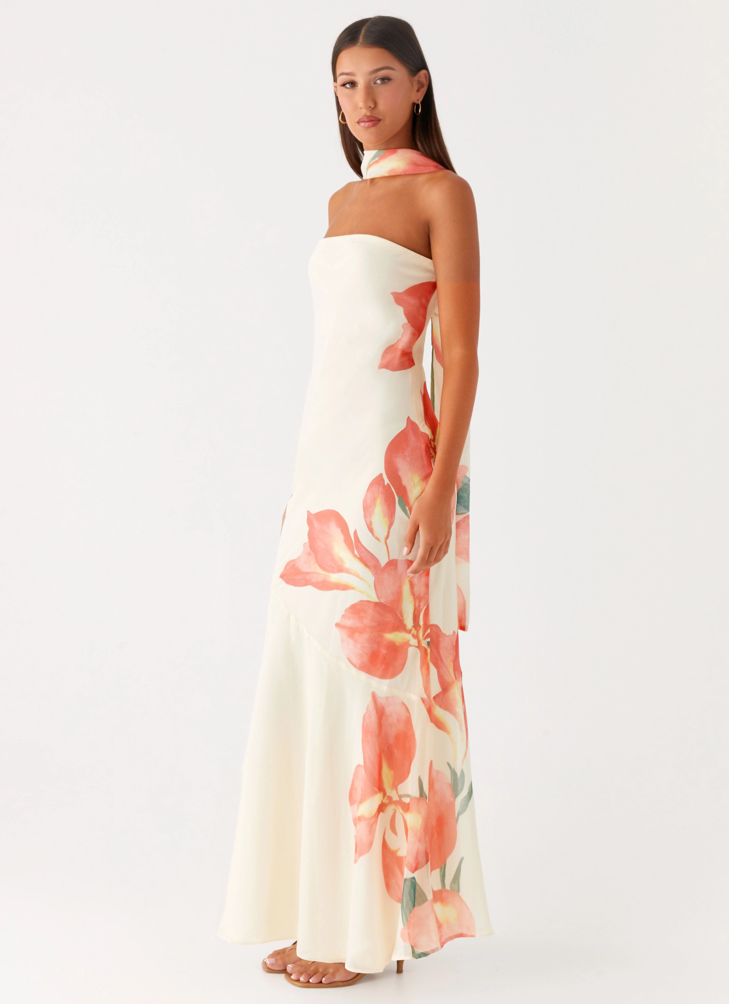 Under The Pagoda Maxi Dress - Siena Floral Light Weave