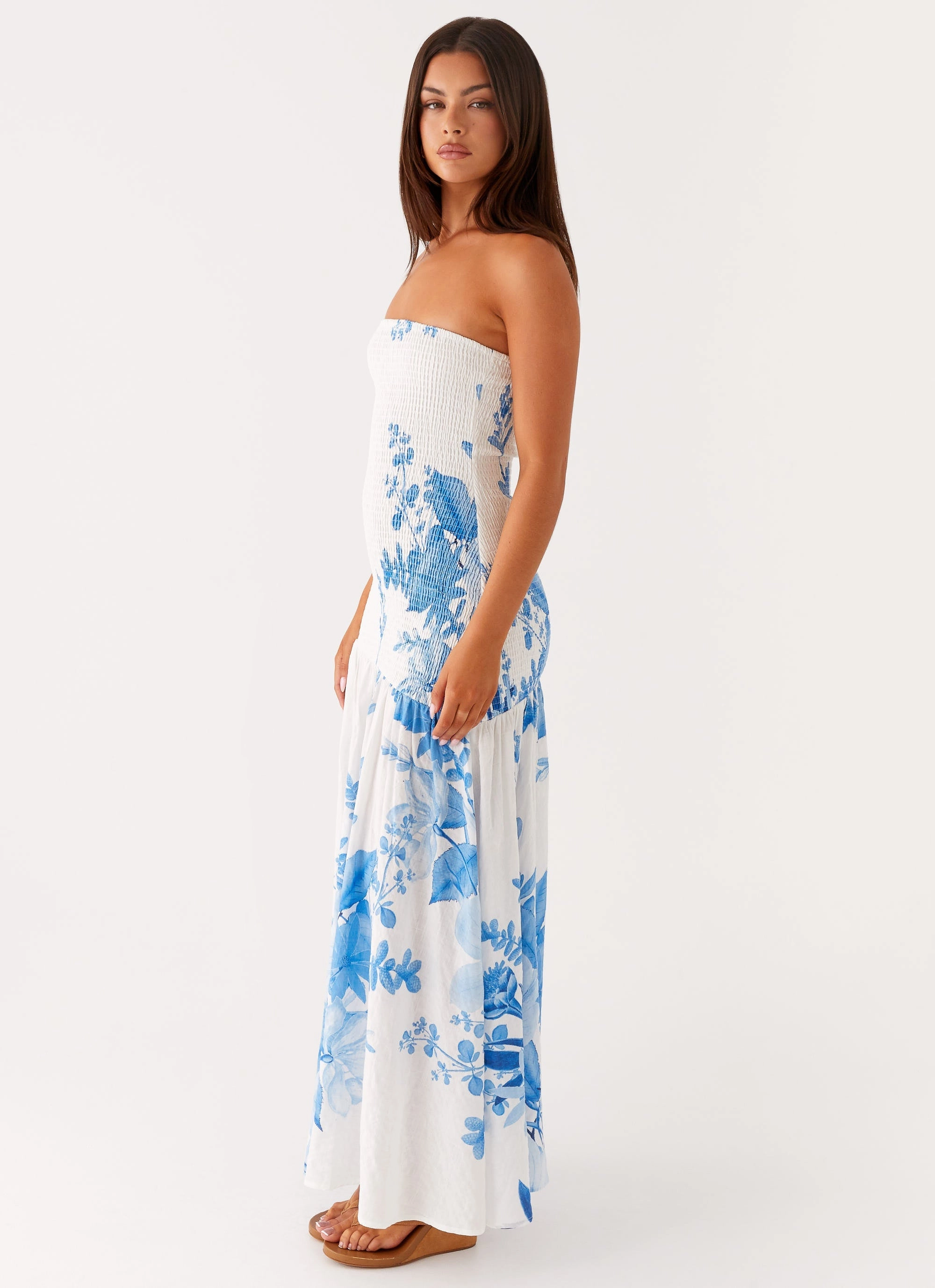 Rebecca Maxi Dress - Blue Floral Print Casual Core Chic beachwear dress