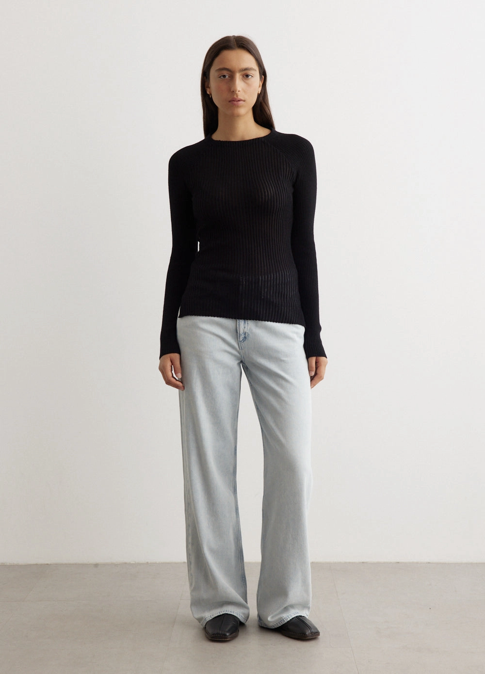 Sleek Surface Dorit Crewneck