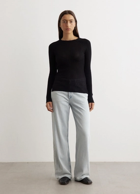 Sleek Surface Dorit Crewneck