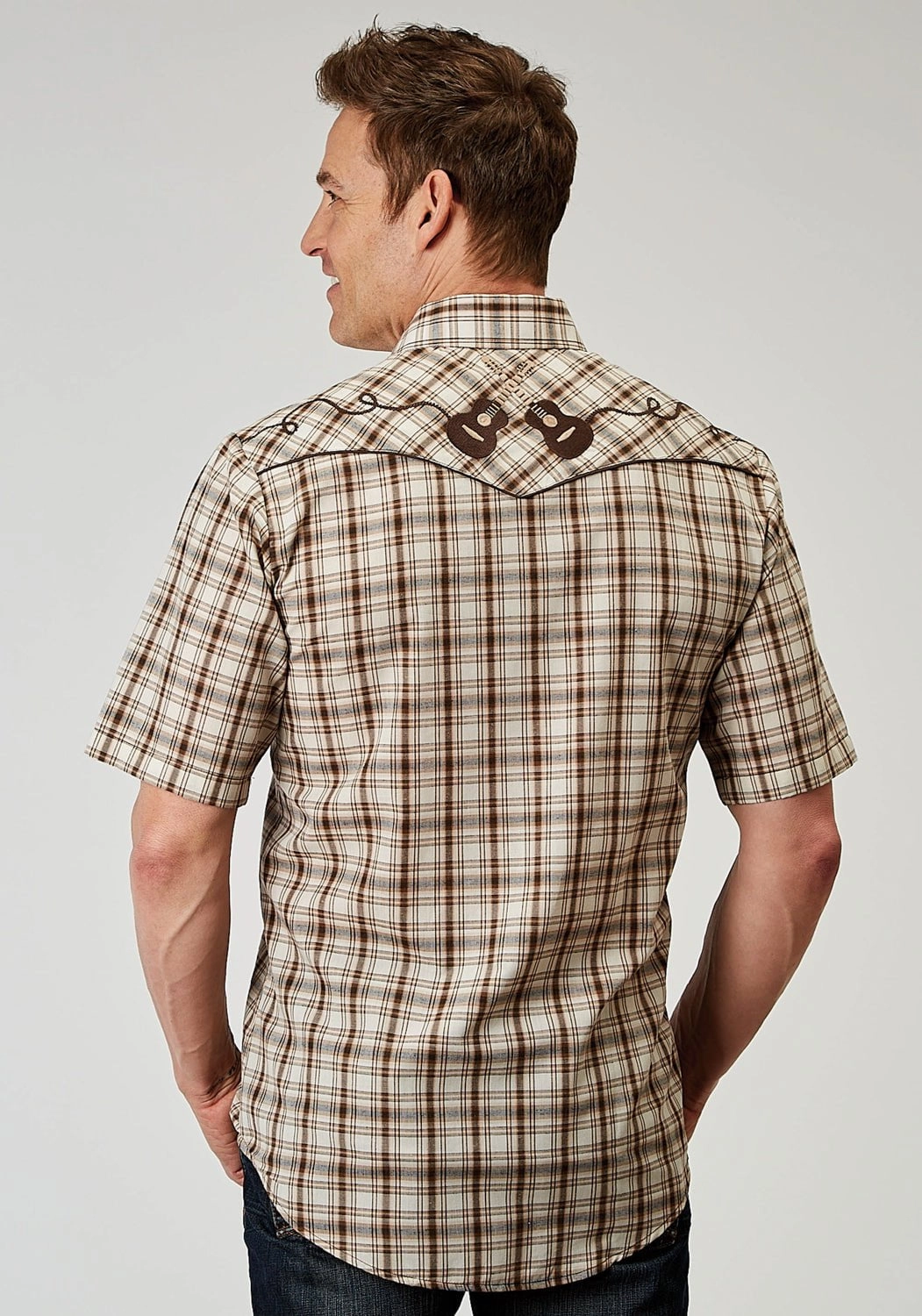 Flexible Mobility Wrinkle-Free Roper Mens 1968 Desert Plaid Brown Cotton Blend Guitars S/S Shirt