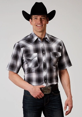 Minimalist Style Weekend Adventure Roper Mens 1972 Plaid Black/White Cotton Blend S/S Shirt
