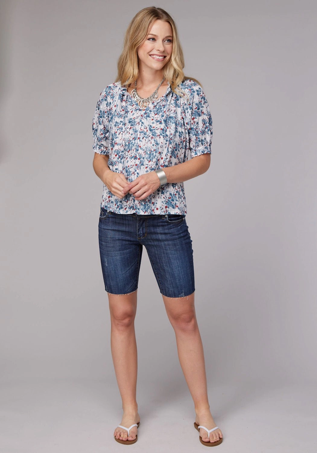 Runway Inspired Roper Womens 2074 Ditzy Floral White 100% Rayon S/S Blouse