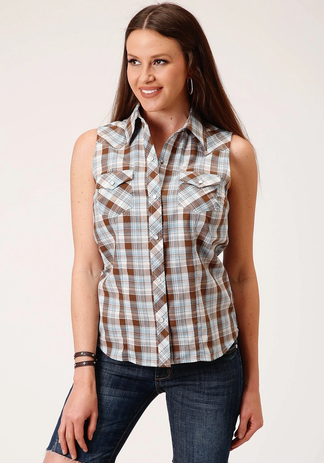 Roper Womens 55/45 Plaid Brown/Blue Cotton Blend S/L Shirt Tuckable Hem Wrinkle-Resistant
