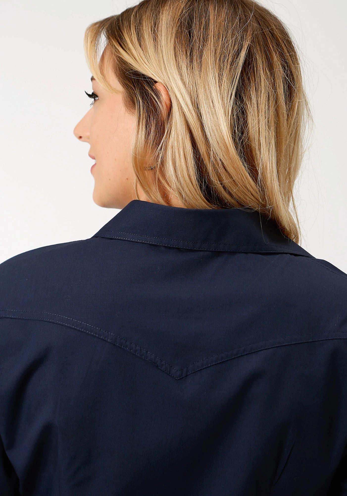 Roper Womens 9837 Broadcloth Navy Cotton Blend L/S Shirt Tailored Fit Lightweight texture