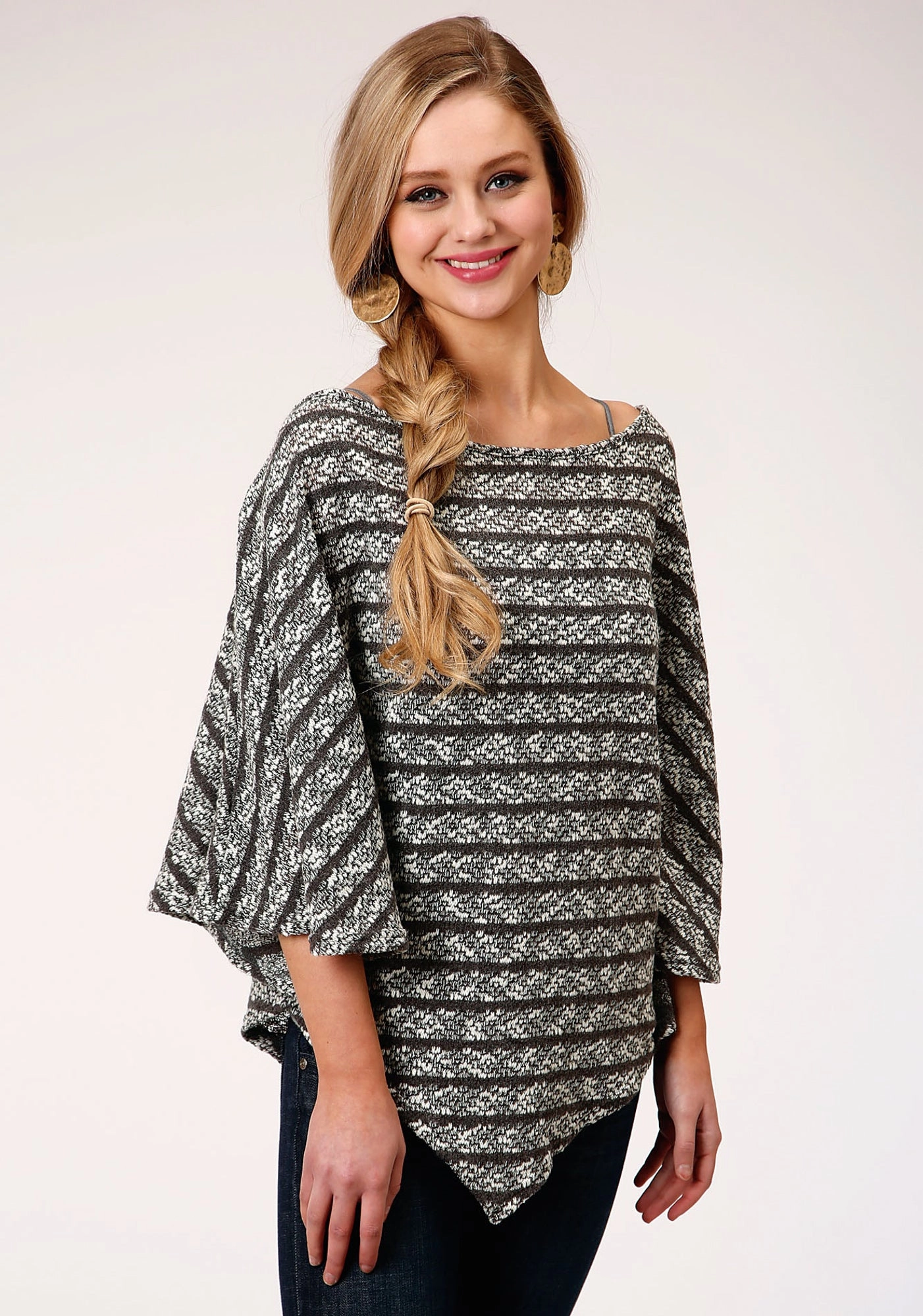Warm Touch Roper Womens Black/White Cotton Blend Open Knit S/S Poncho