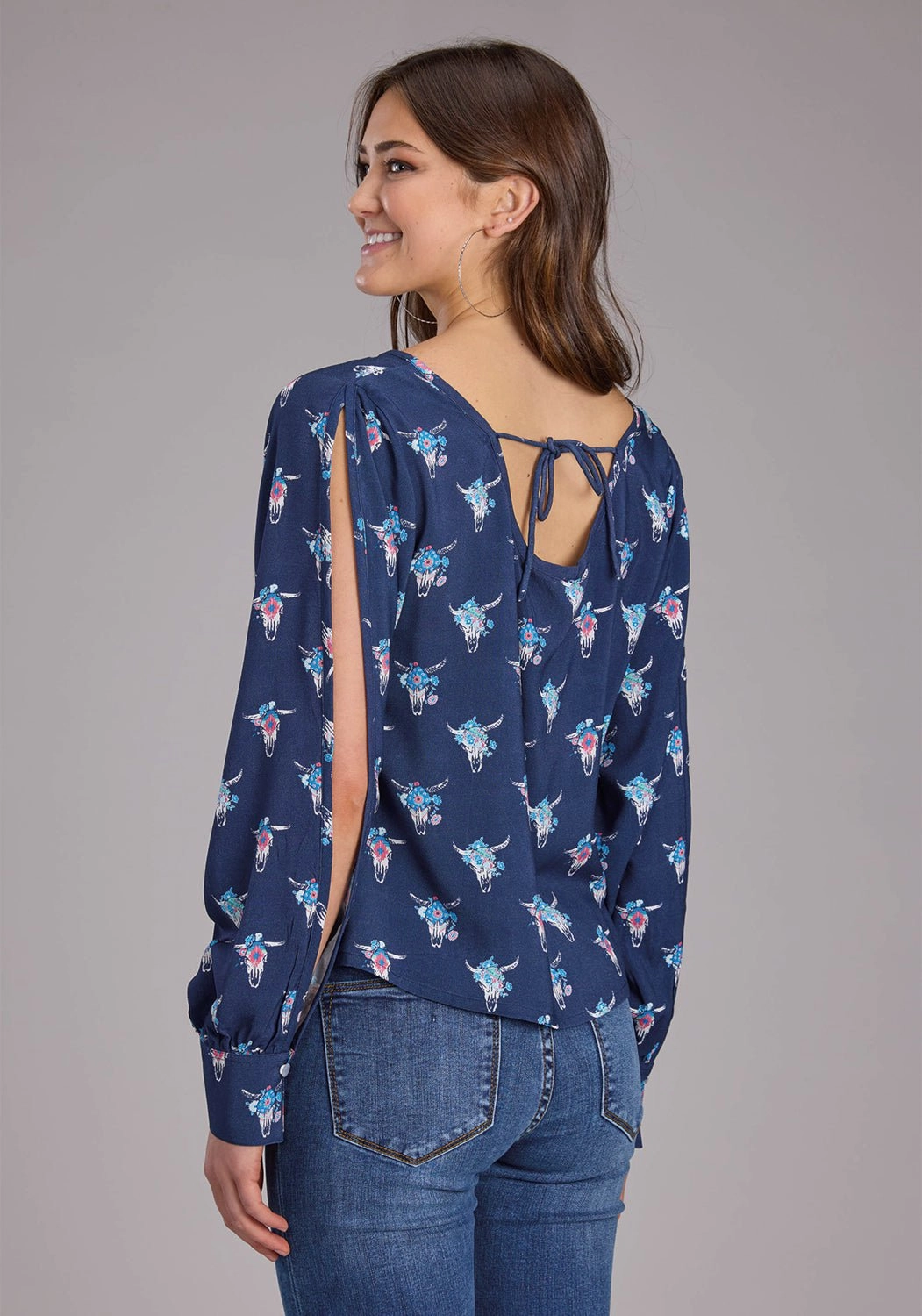 Roper Womens Cow Skulls Swing Blue 100% Rayon L/S Blouse First Date