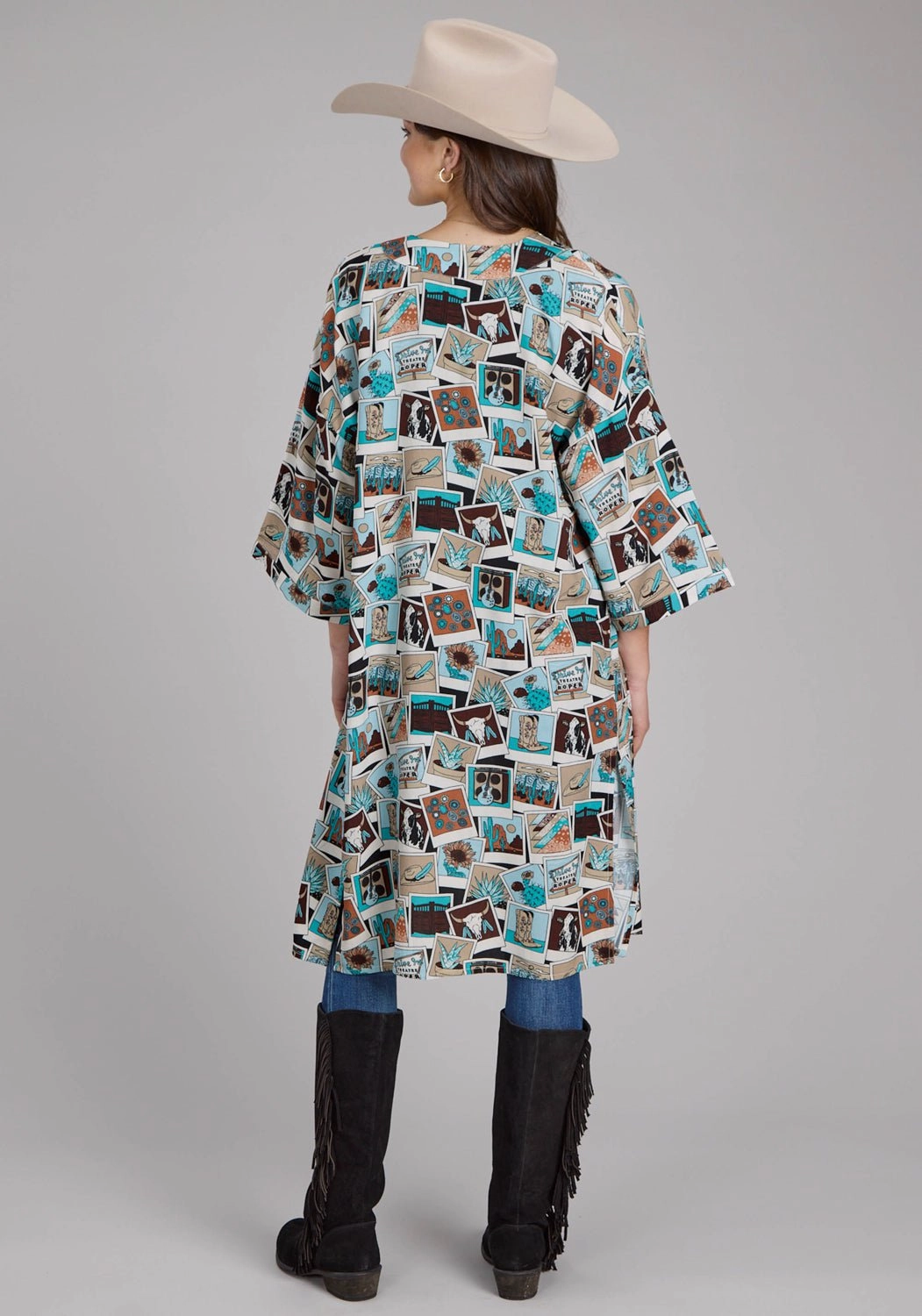 Roper Womens Photo Collage Multi-Color 100% Rayon Cardigan Sweater Effortless Style Light Warmth