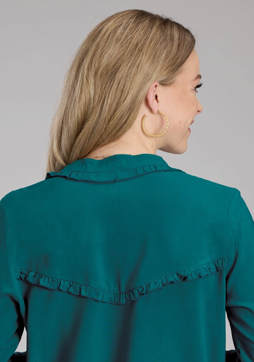 wrinkle free Seasonal Fashion Roper Womens Ruffle Trim Challis Teal 100% Rayon L/S Blouse