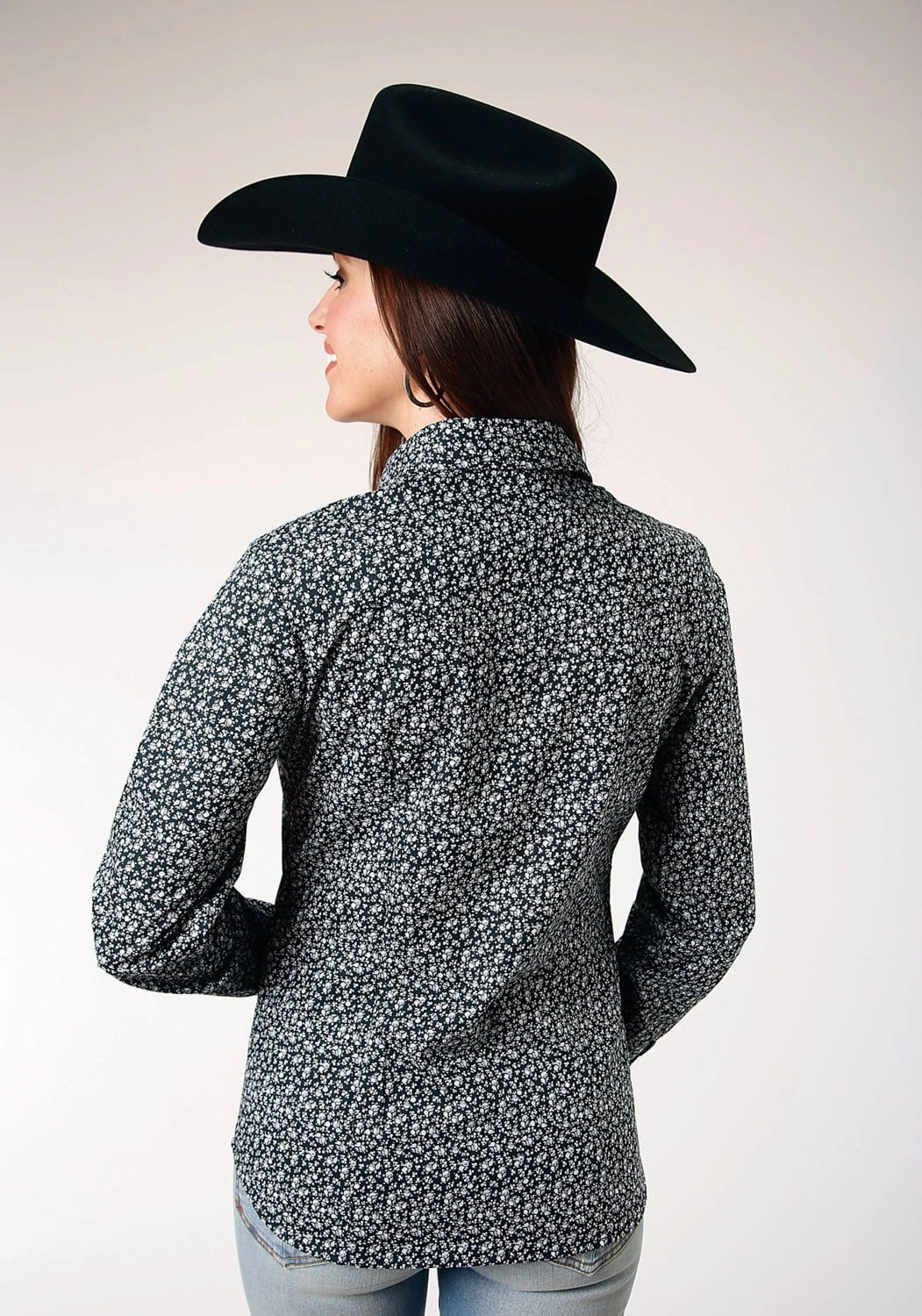 Roper Womens White Floral Black Cotton Blend L/S Shirt Reinforced Side Vents