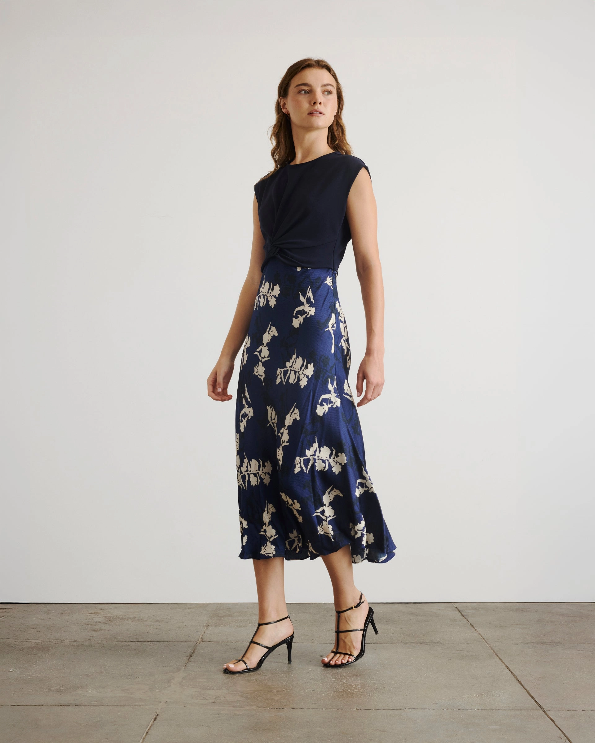 Rosabeth Dress Lightweight-Structure