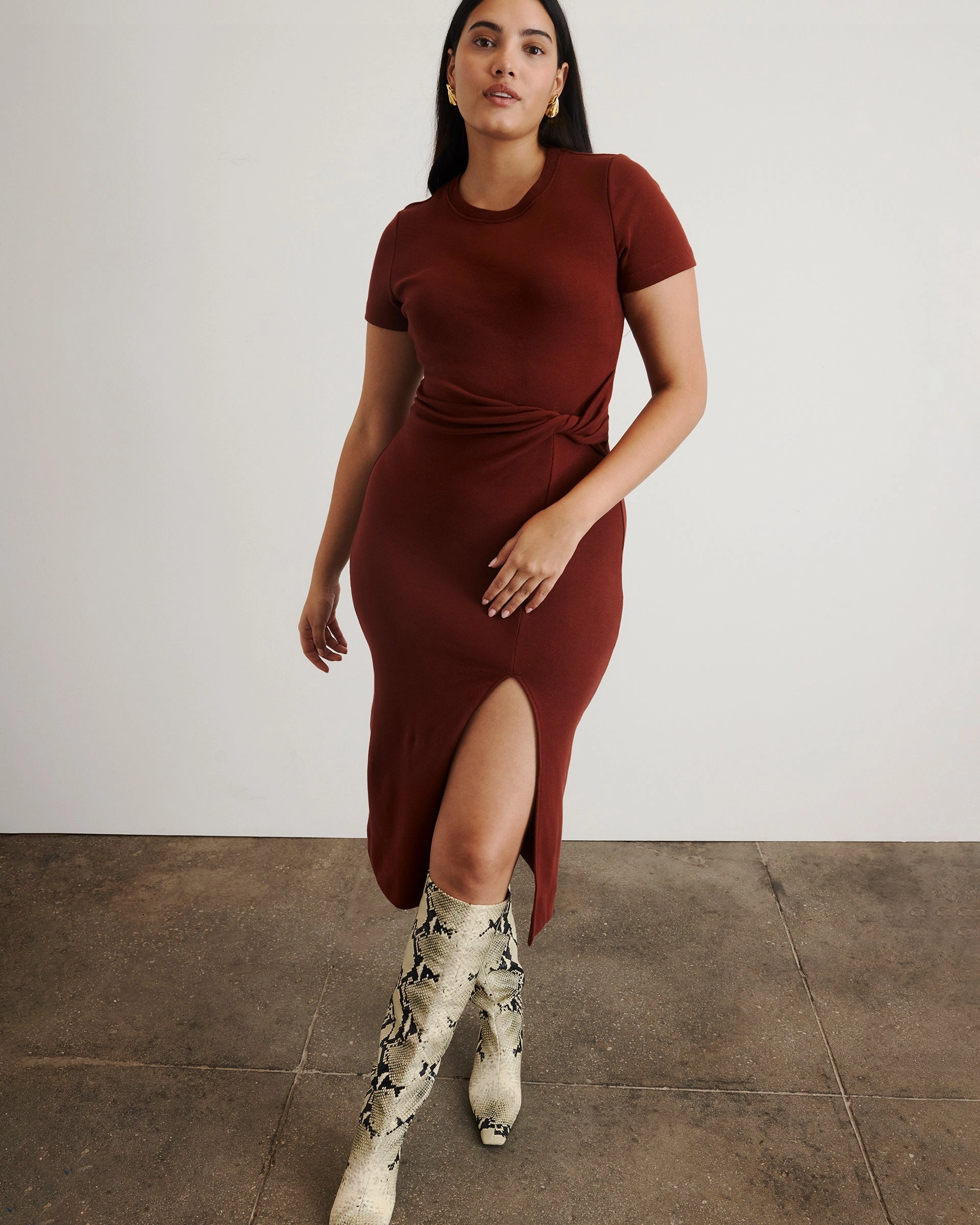 Comfortable travel dress Simple yet chic gown Short Sleeve Cody Dress