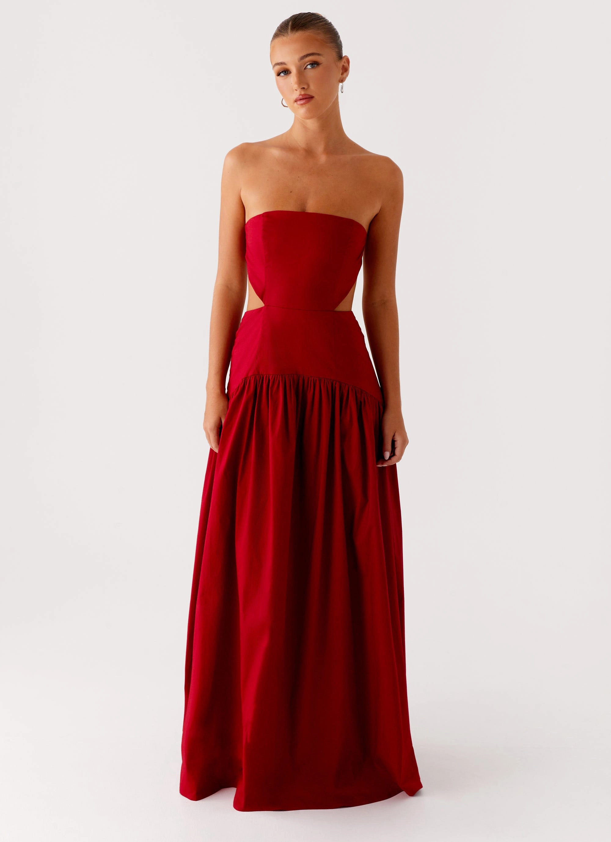 Sleek Appearance Smooth Mood Aamari Maxi Dress - Red