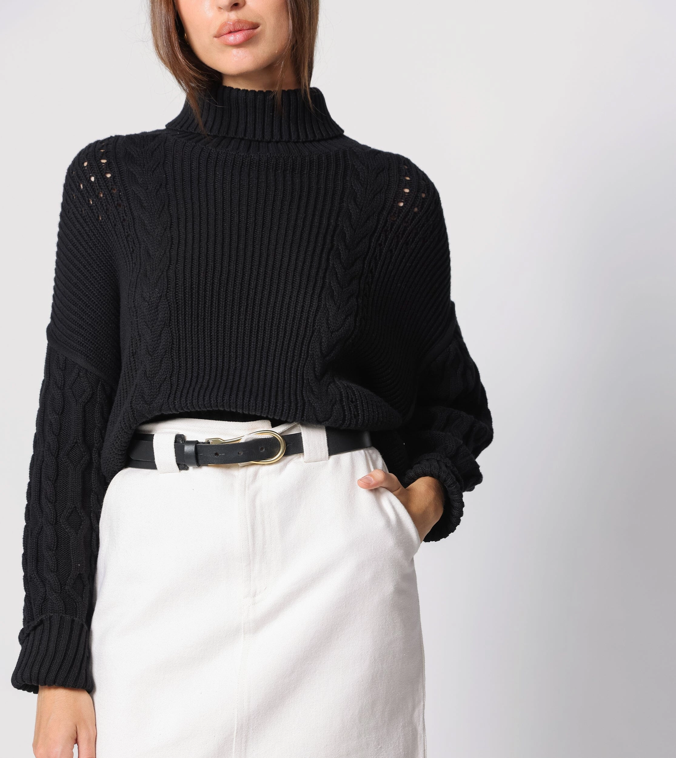 Serah Sweater | Black Cozy and trendy Non Restrictive Fit