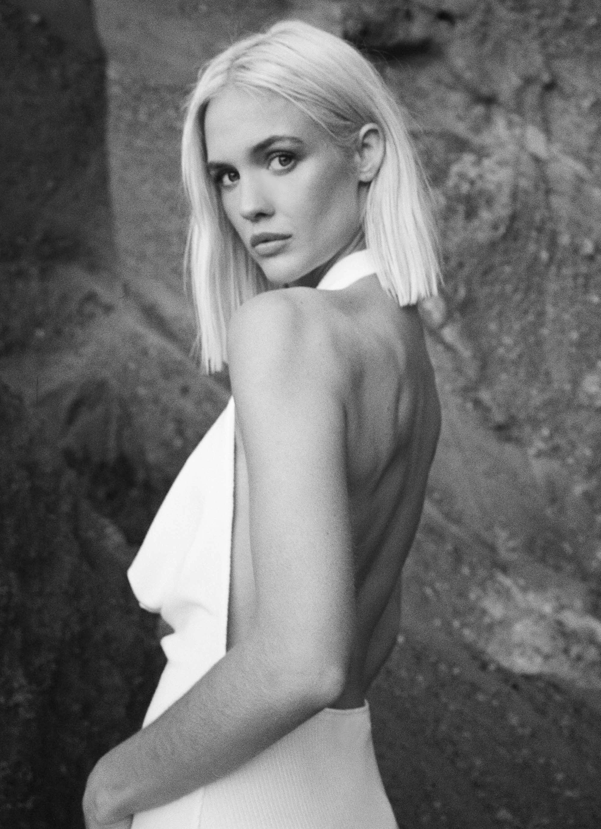 Anella Maxi Dress - White Holiday-Party Luxurious Texture