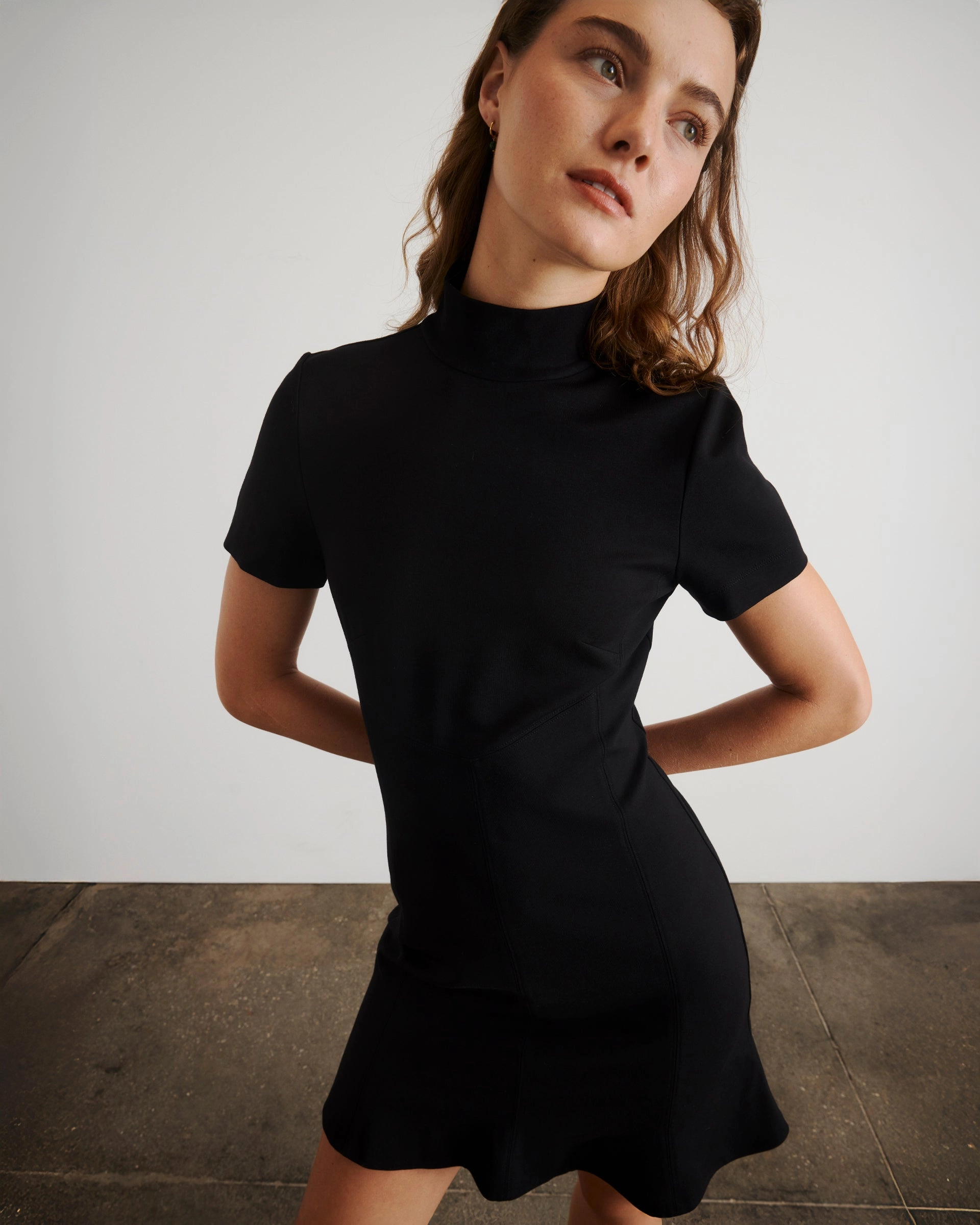 Short Thea Dress Functional-Design Soft Shape