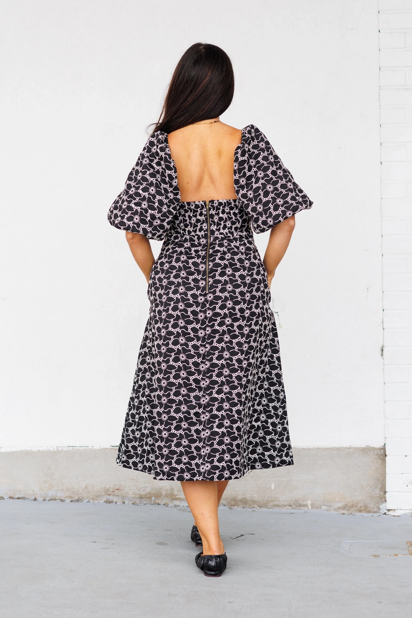 ANNA MIDI DRESS Flattering and Effortless