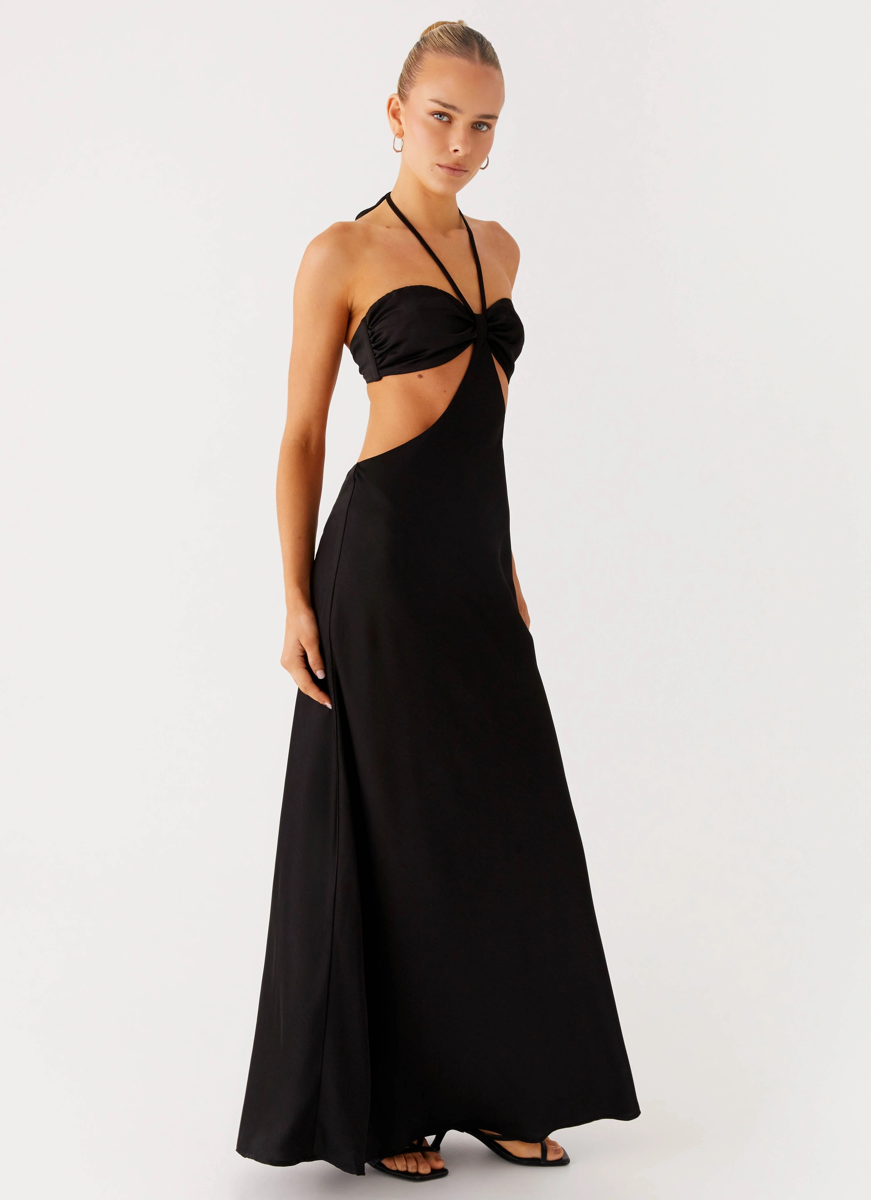 Sweetheart Cut Out Maxi Dress - Black Polished Details Flowy Cut