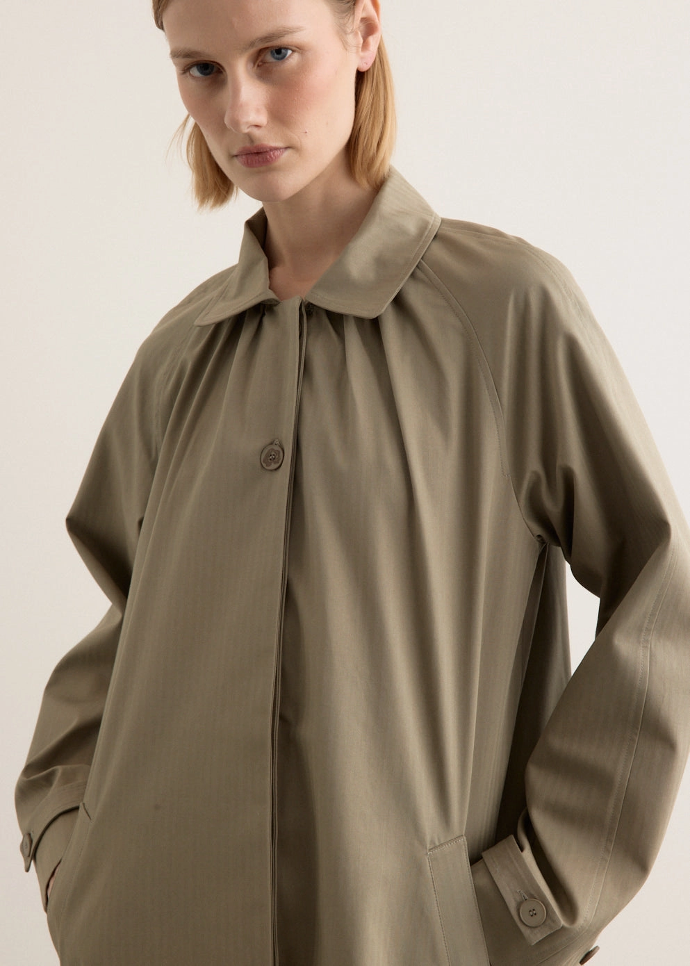 The Cheri Trench Non Slip Collar Detachable Components
