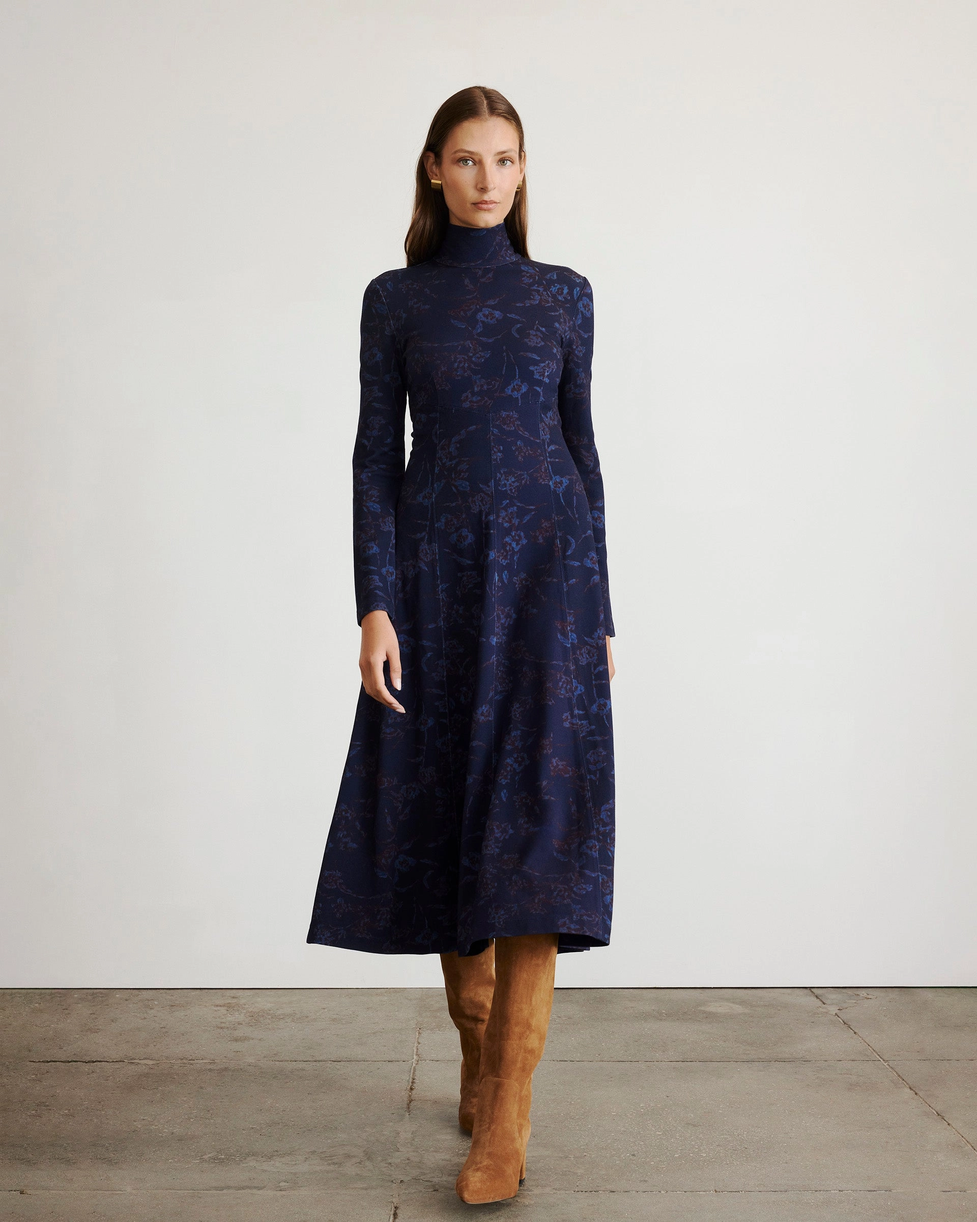 Thea Dress Work-Ready Look