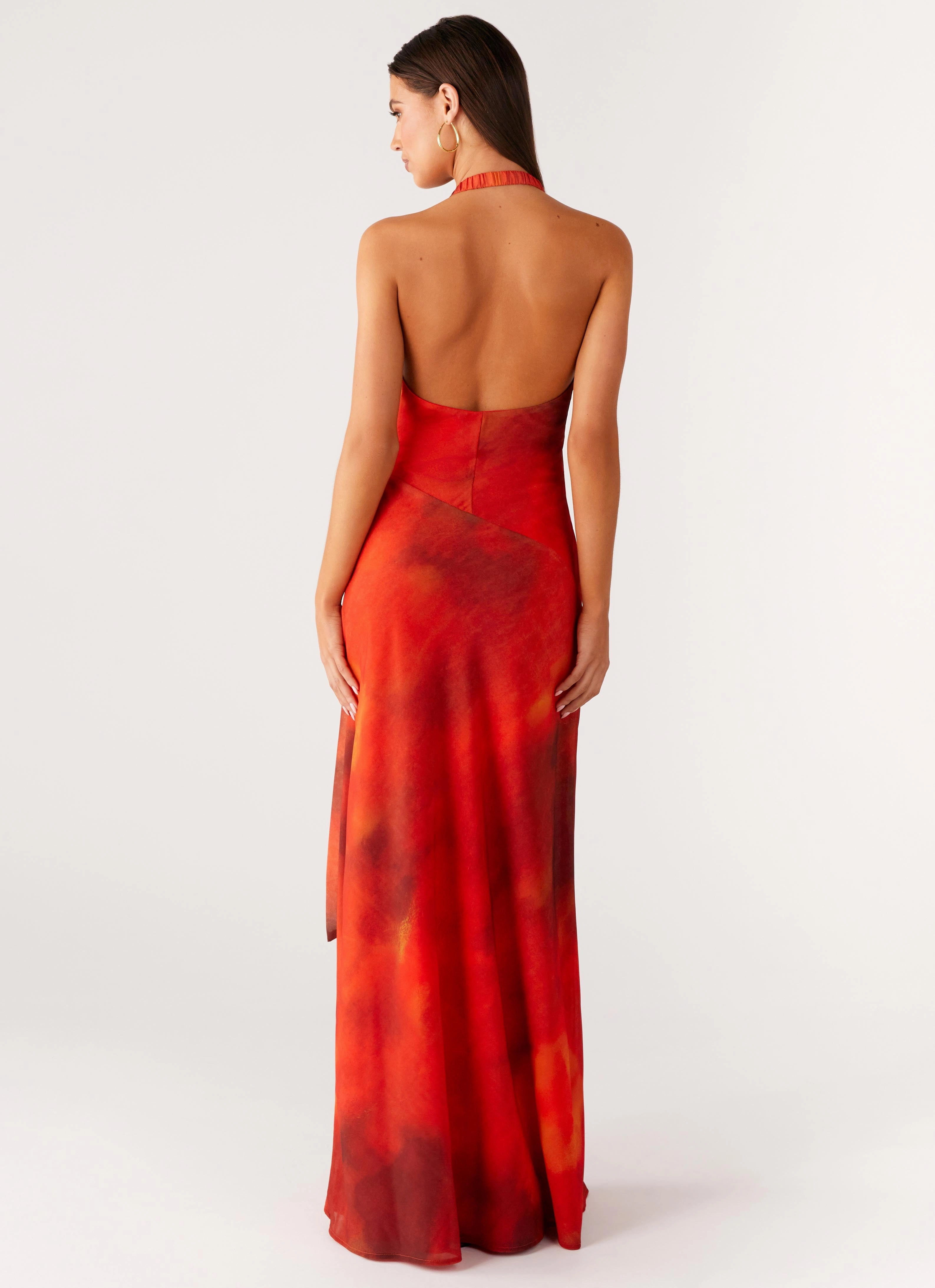 So Chic Maxi Dress - Scarlet Blur Sophisticated Cut