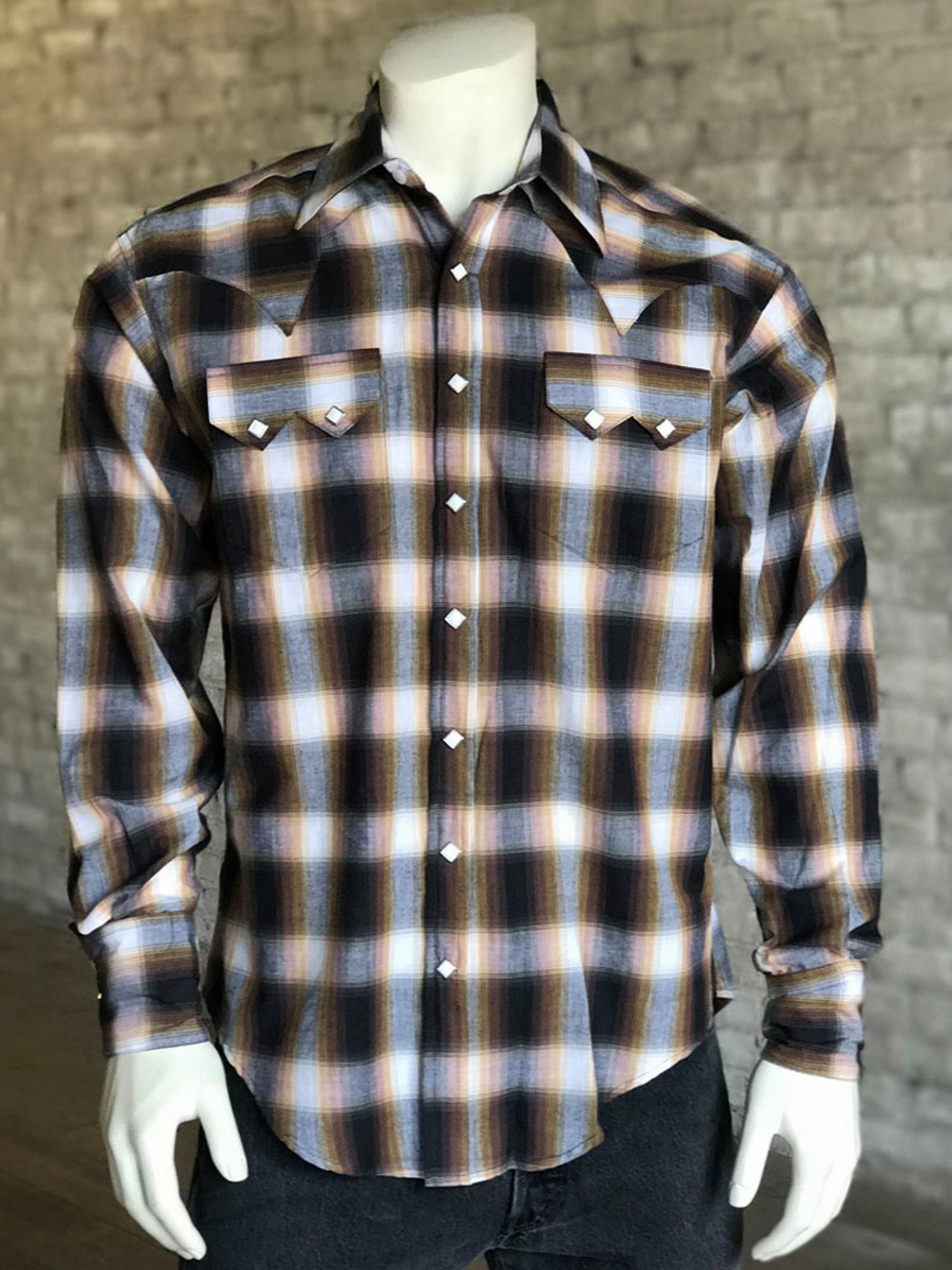 Multipurpose Utility Round Collar Rockmount Mens Brown 100% Cotton Shadow Plaid Western L/S Shirt