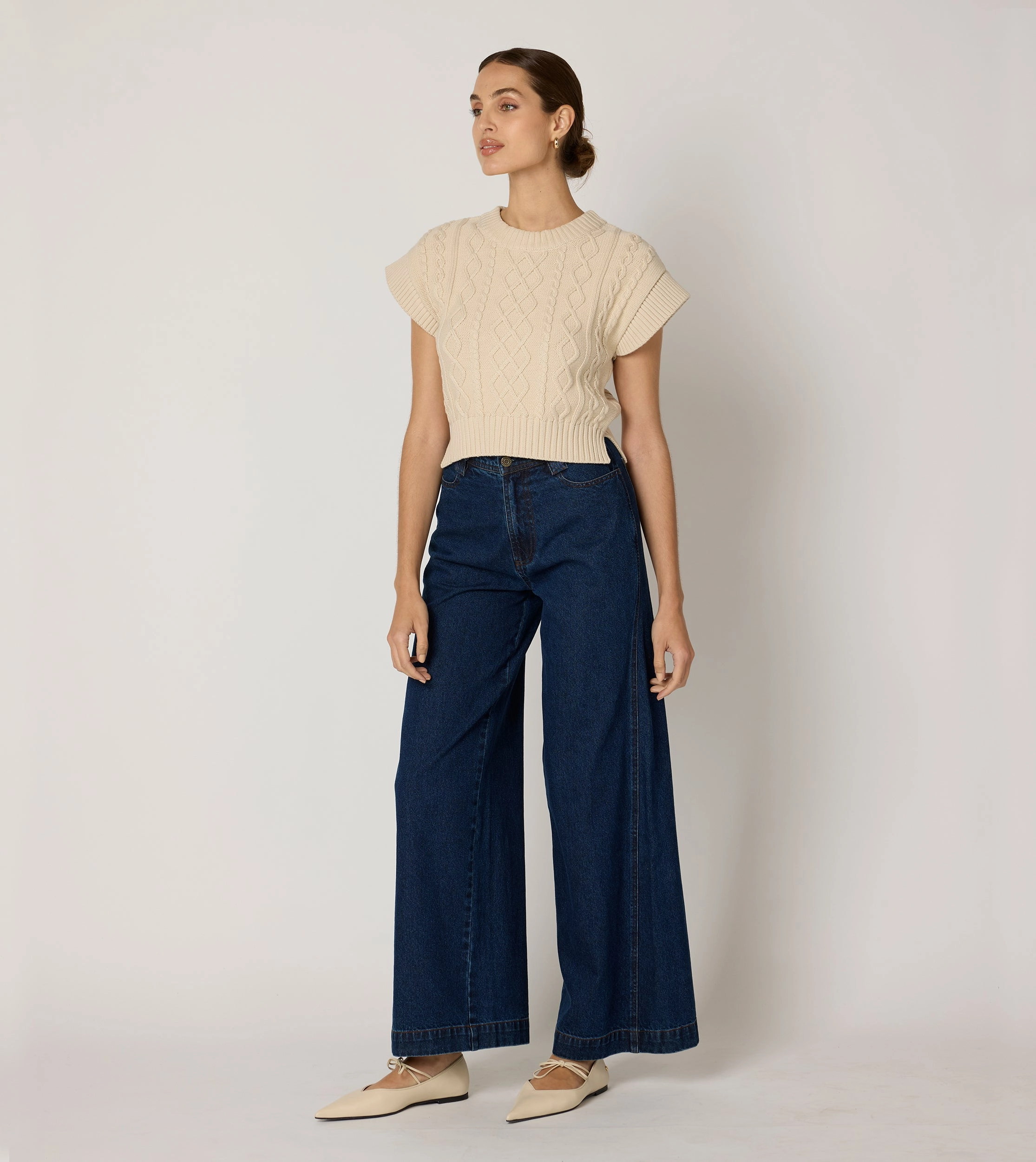 Comfy Winter Wear Temperature Regulating Gigi Cropped Sweater Vest | Cream