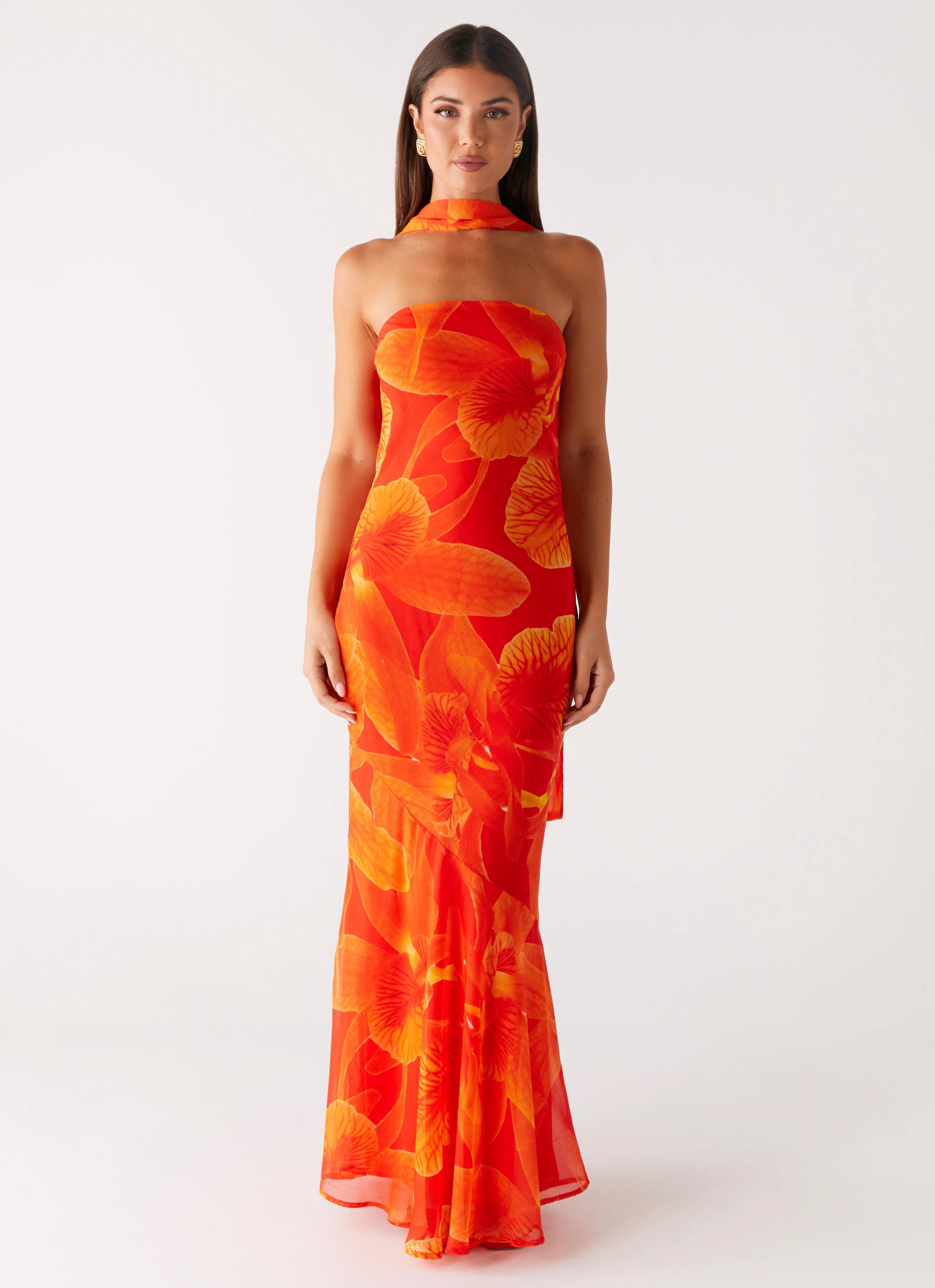 Under The Pagoda Maxi Dress - Orange Floral Date-Night urban vibe