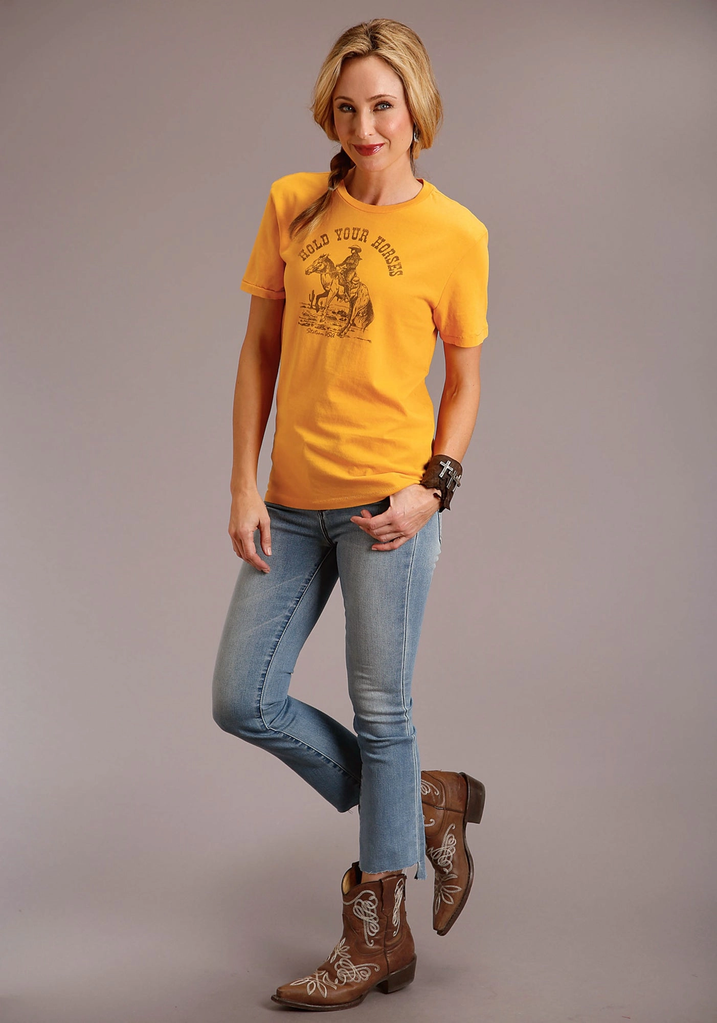 Stetson Womens Yellow 100% Cotton Hold Your Horses S/S T-Shirt Premium Feel Preppy Vibe