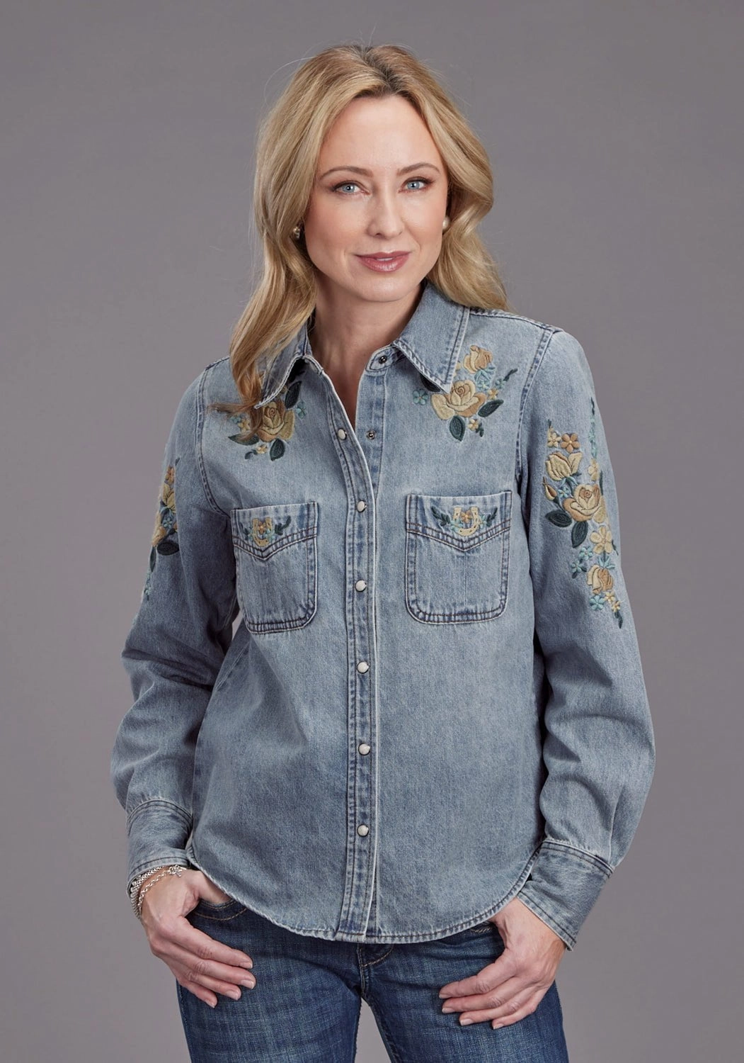 Fall Foliage Button Down Design Stetson Womens Loose Fitting Light Denim 100% Cotton L/S Blouse