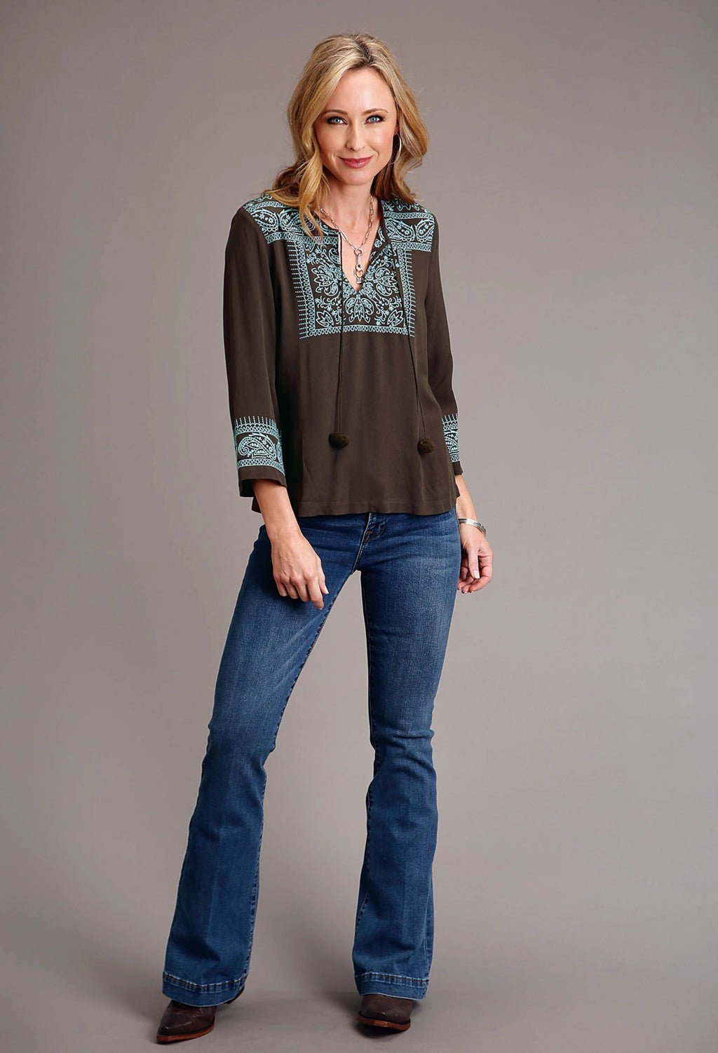 Structured Collar Smart Appearance Stetson Womens Twill V-Neck Chocolate 100% Rayon L/S Blouse