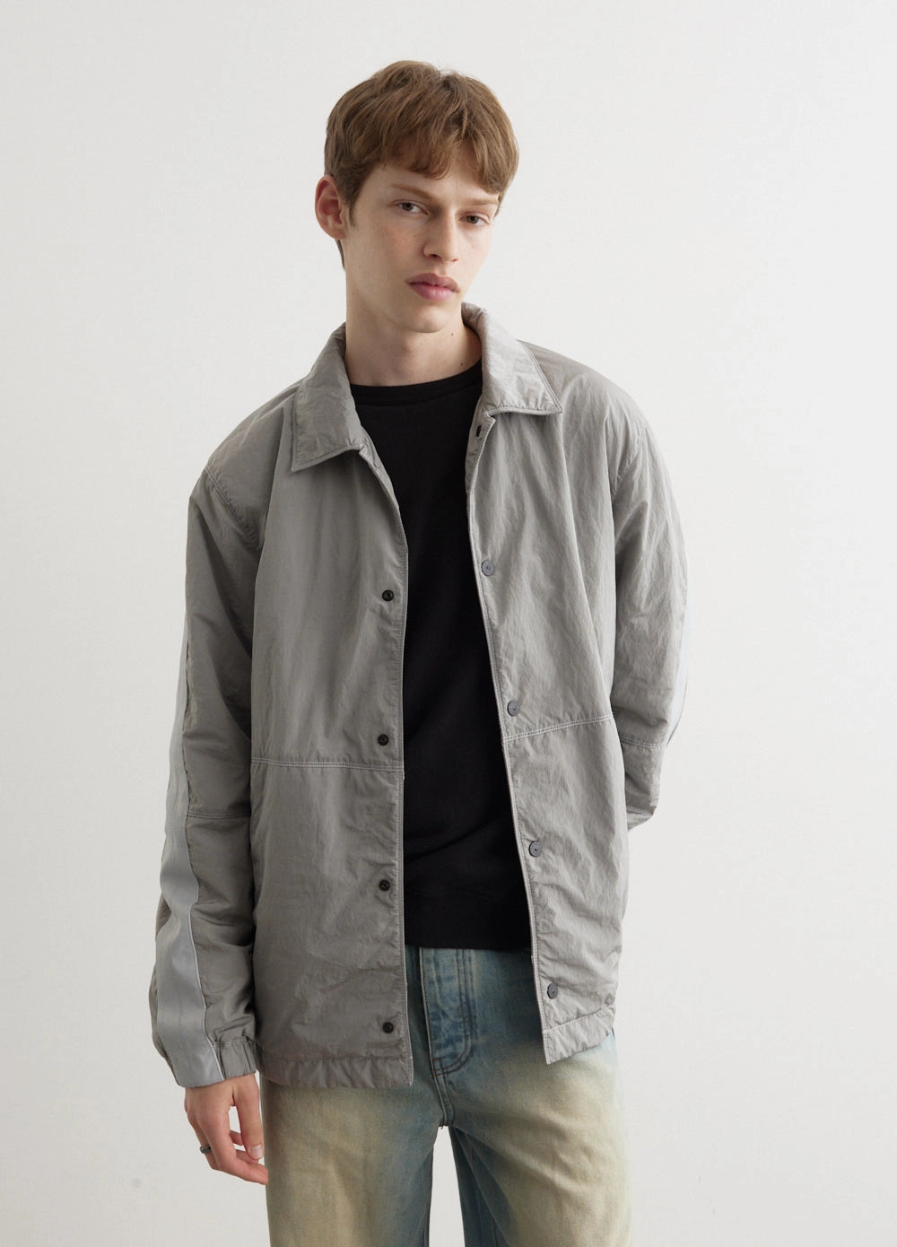 Iridescent Nylon Metal Light Jacket Slim Silhouette Functional Layer Piece