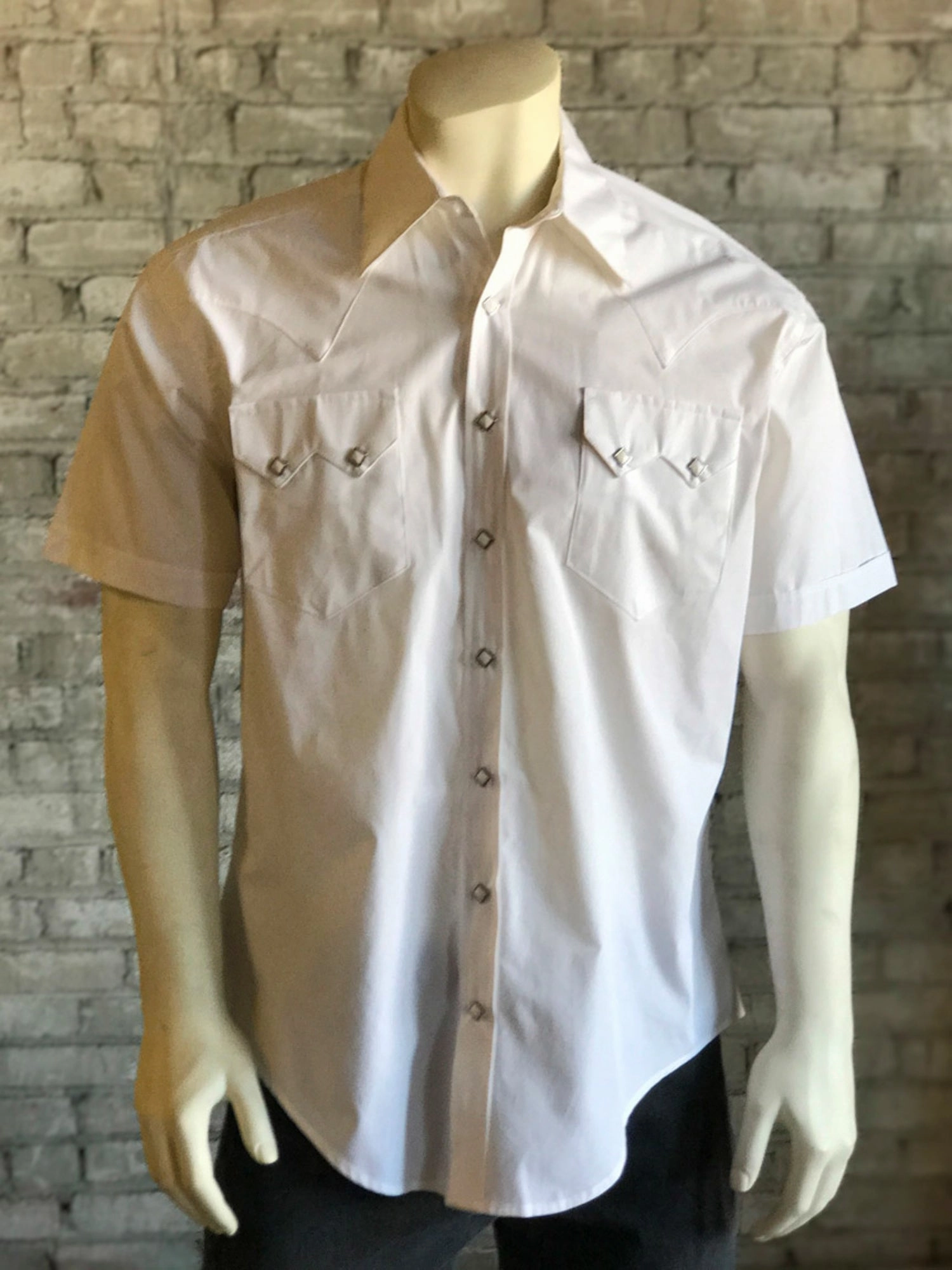 High-Quality Material Rockmount Mens White Cotton Blend Western Snap S/S Shirt