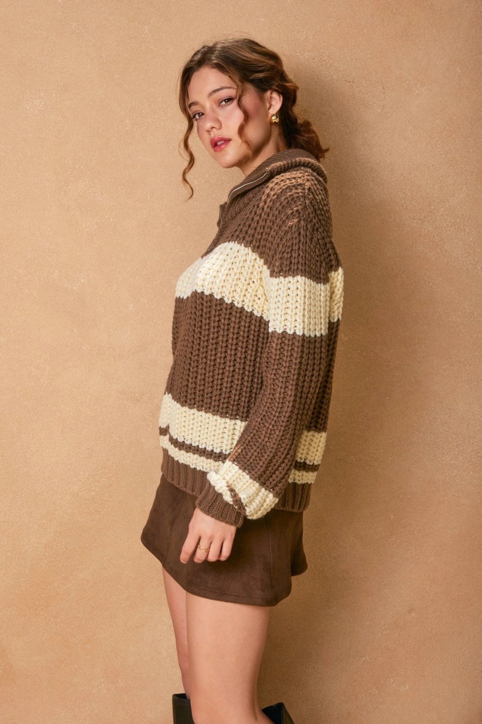 Non Irritating Seams Striped Sweater Jacket - Brown