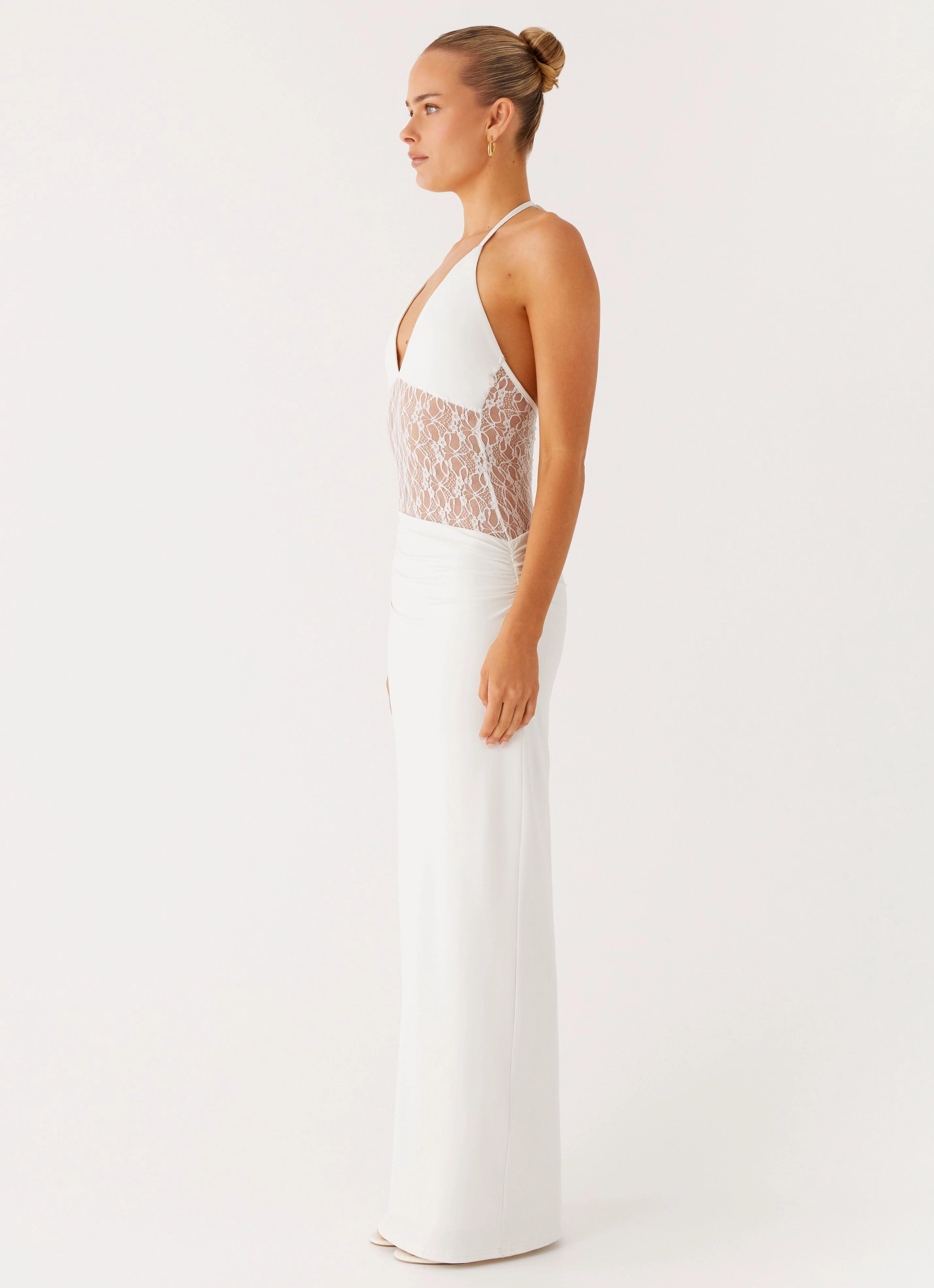 Enchant Lace Maxi Dress - Ivory Cozy Look Simple Profile
