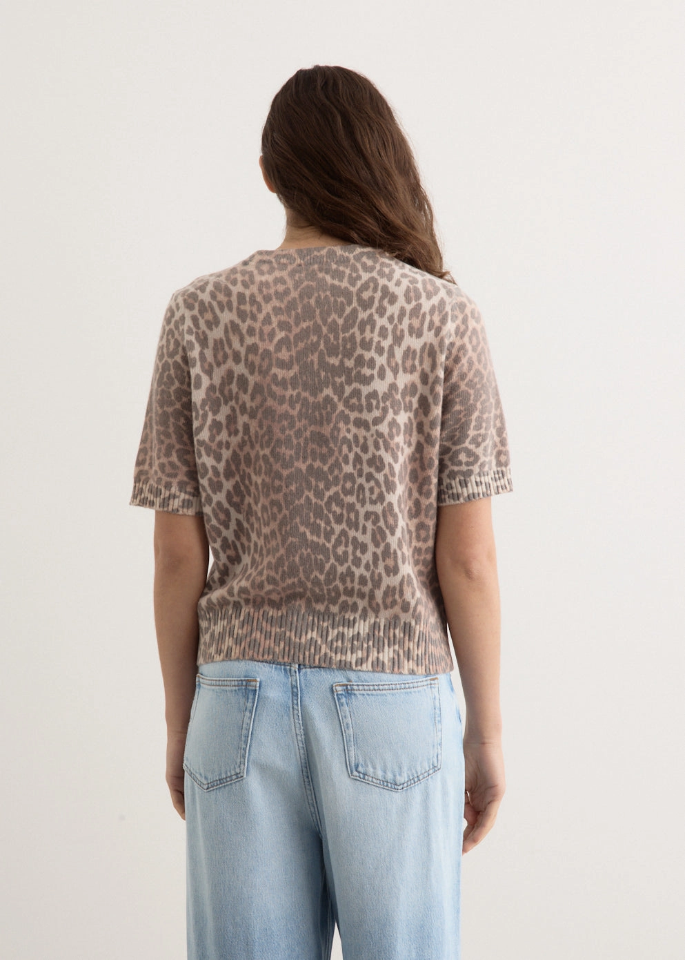 Graphic Wool Mix Printed Leopard T-Shirt Smart Pick MoistureWicking Fabric