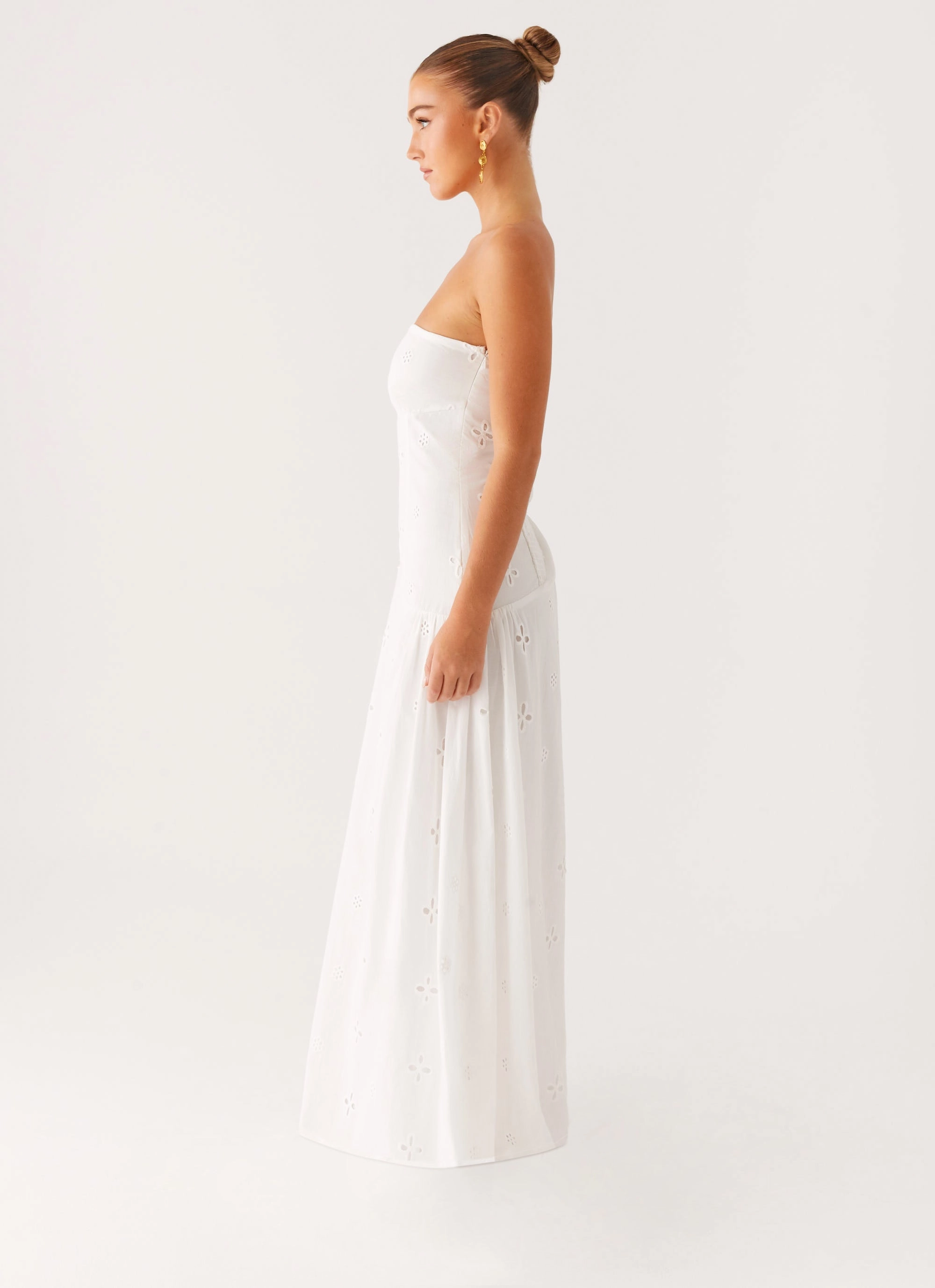 Sunkissed Maxi Dress - Ivory Comfortable fit dress Slim Form