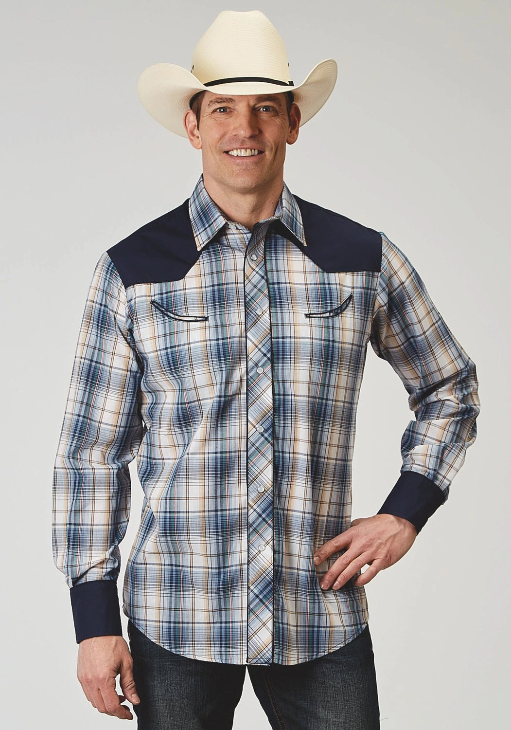 Comfort First Fit Lightweight Layers Roper Mens Madris Plaid Blue Cotton Blend L/S Shirt