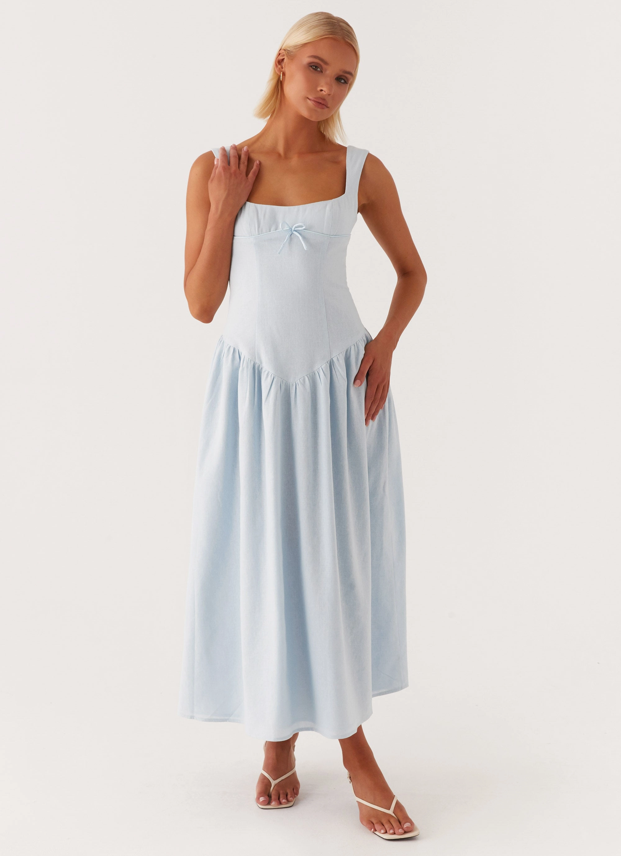 Seasonal Must-Have Suzie Midi Dress - Blue