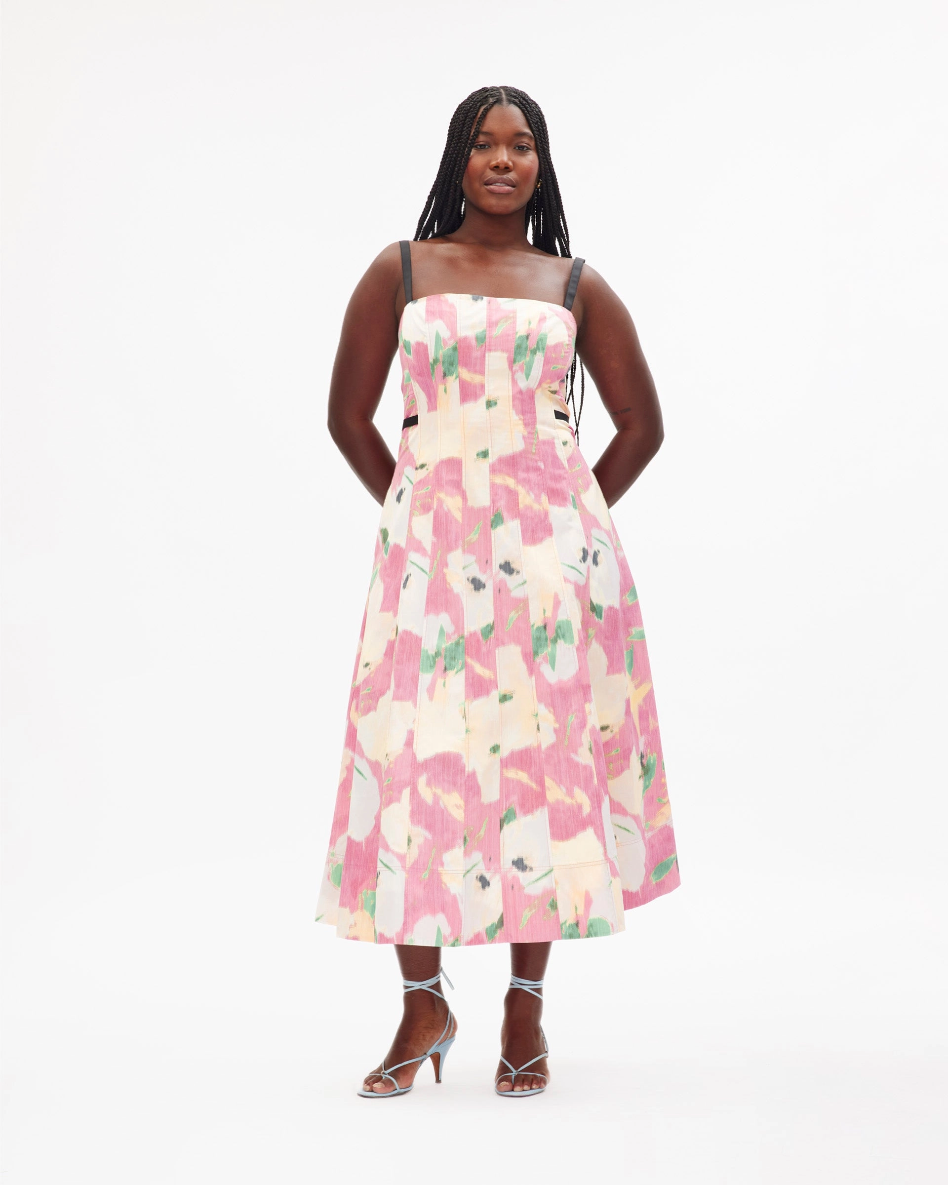 Tavia Dress Urban Aesthetic