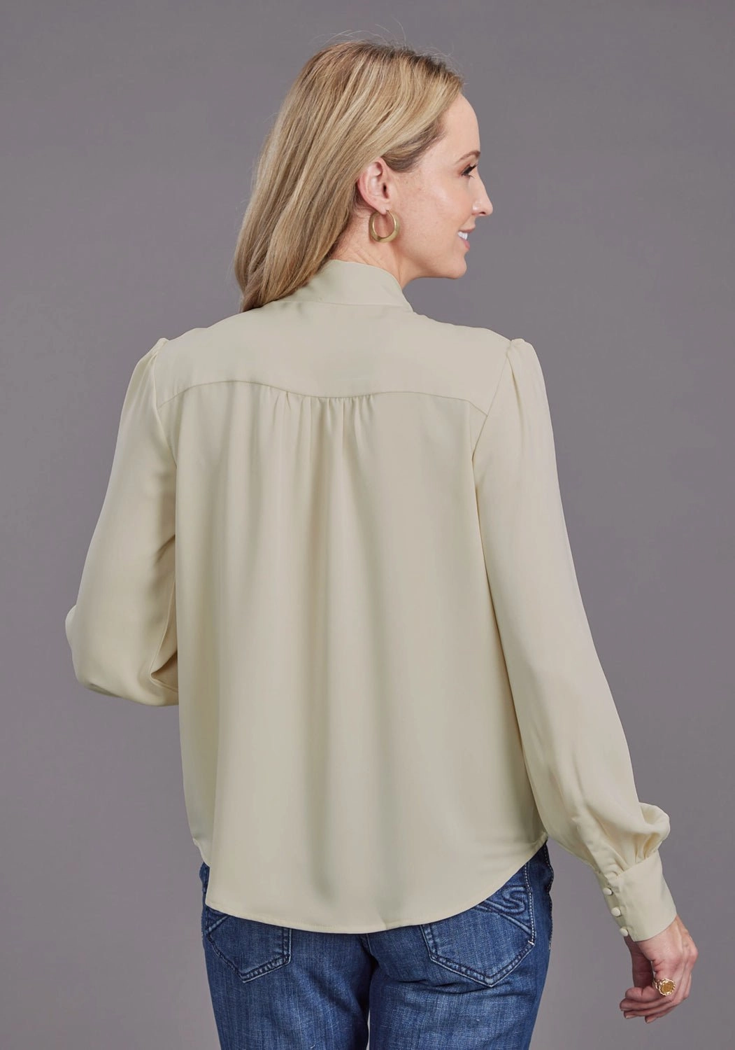 Winter Layering Non Restrictive Fit Stetson Womens Button Satin Cream 100% Polyester L/S Blouse