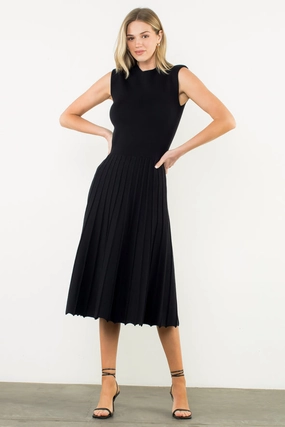 Flattering Fit KNIT MAXI DRESS