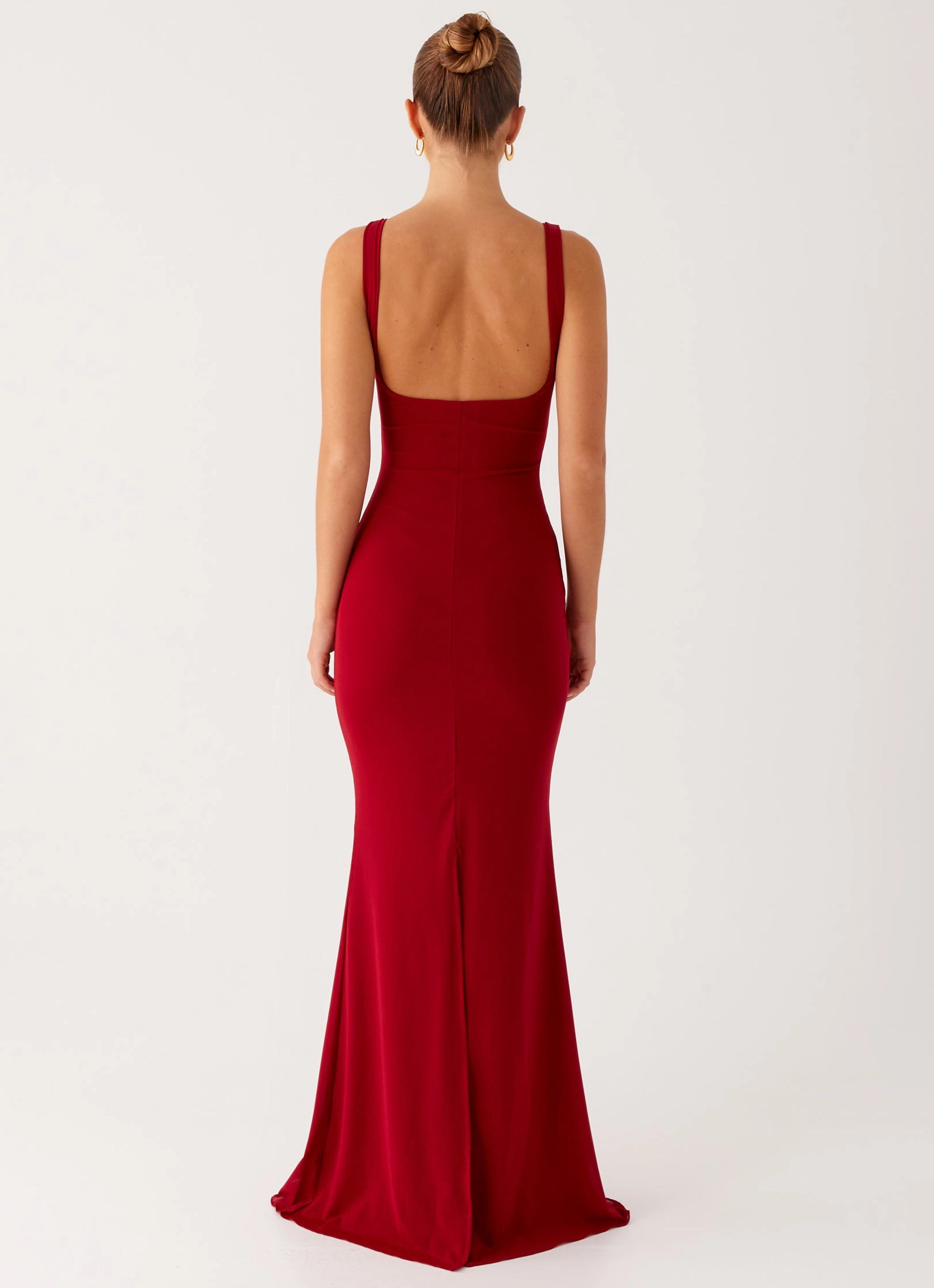 Sculpted Form Safiya Maxi Dress - Maroon
