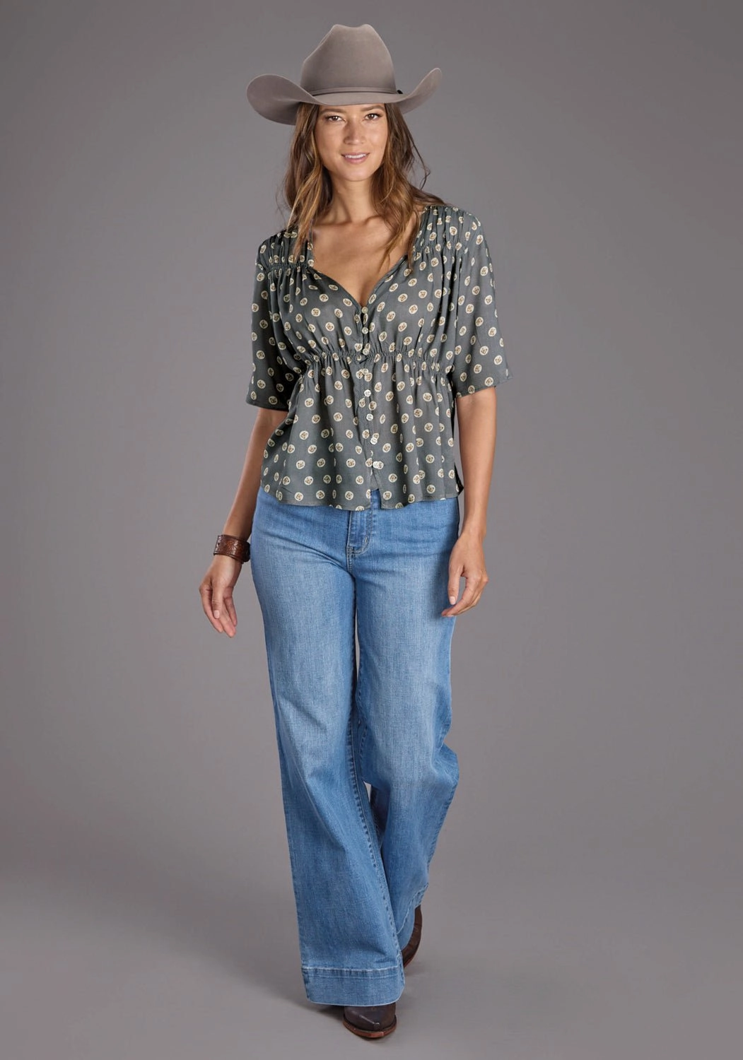 Stetson Womens 2440 Horse Pennies Grey 100% Rayon S/S Blouse Trendy Fashion Unique Design