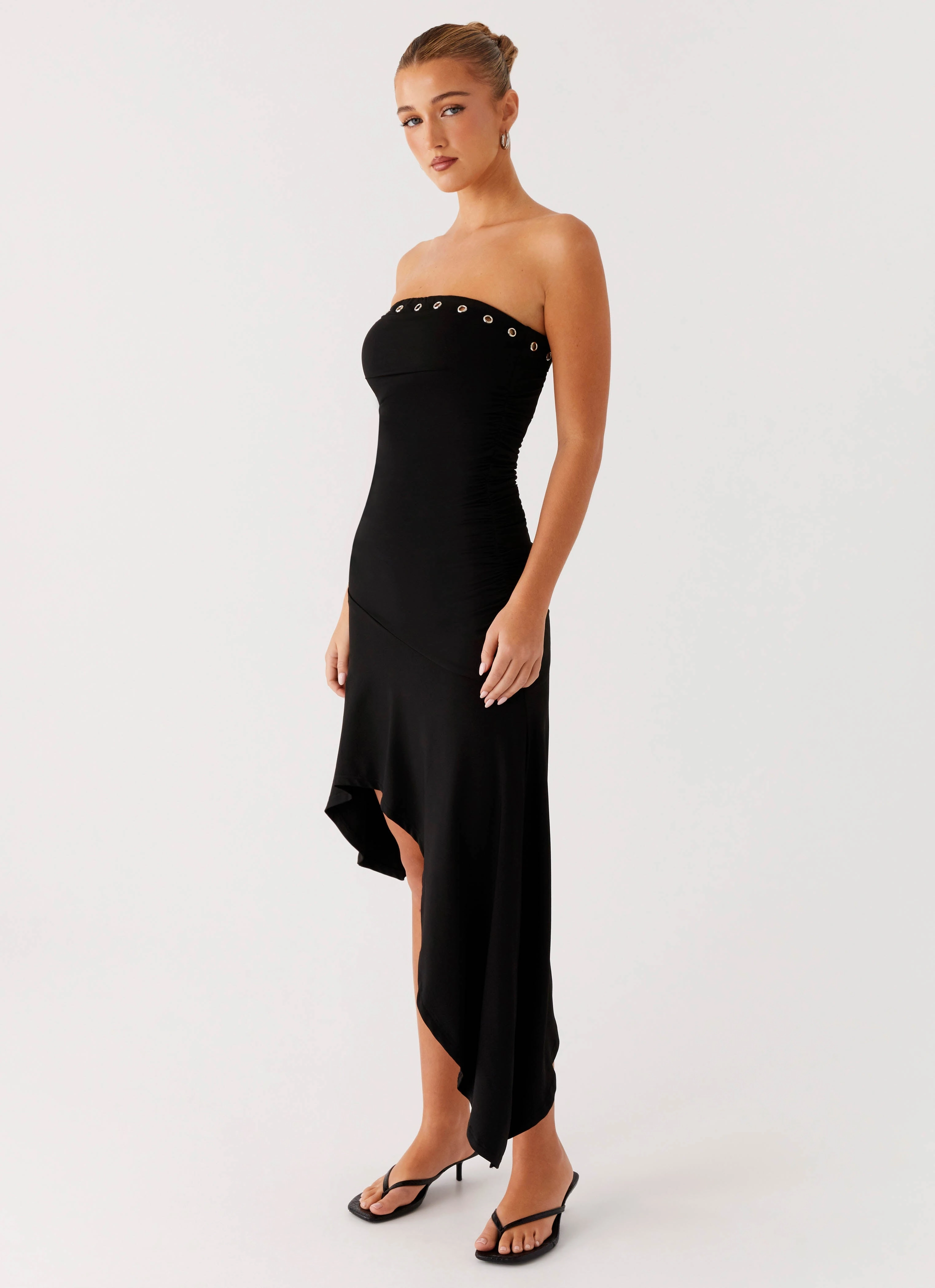Unapologetic Midi Dress - Black Relaxed and Elegant