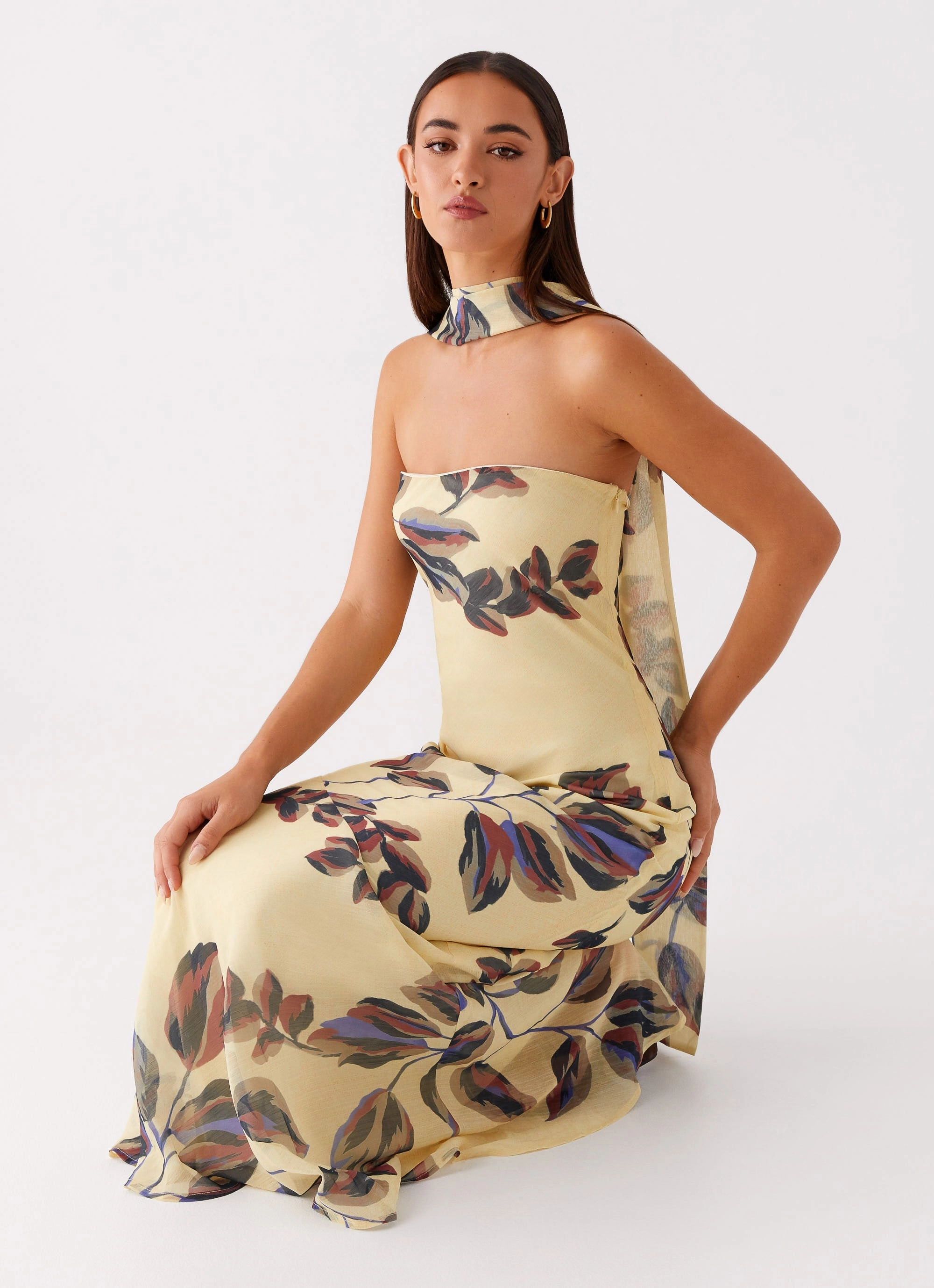 Under The Pagoda Maxi Dress - Buttercream Leaf Print Warm-Layer Refined Cut
