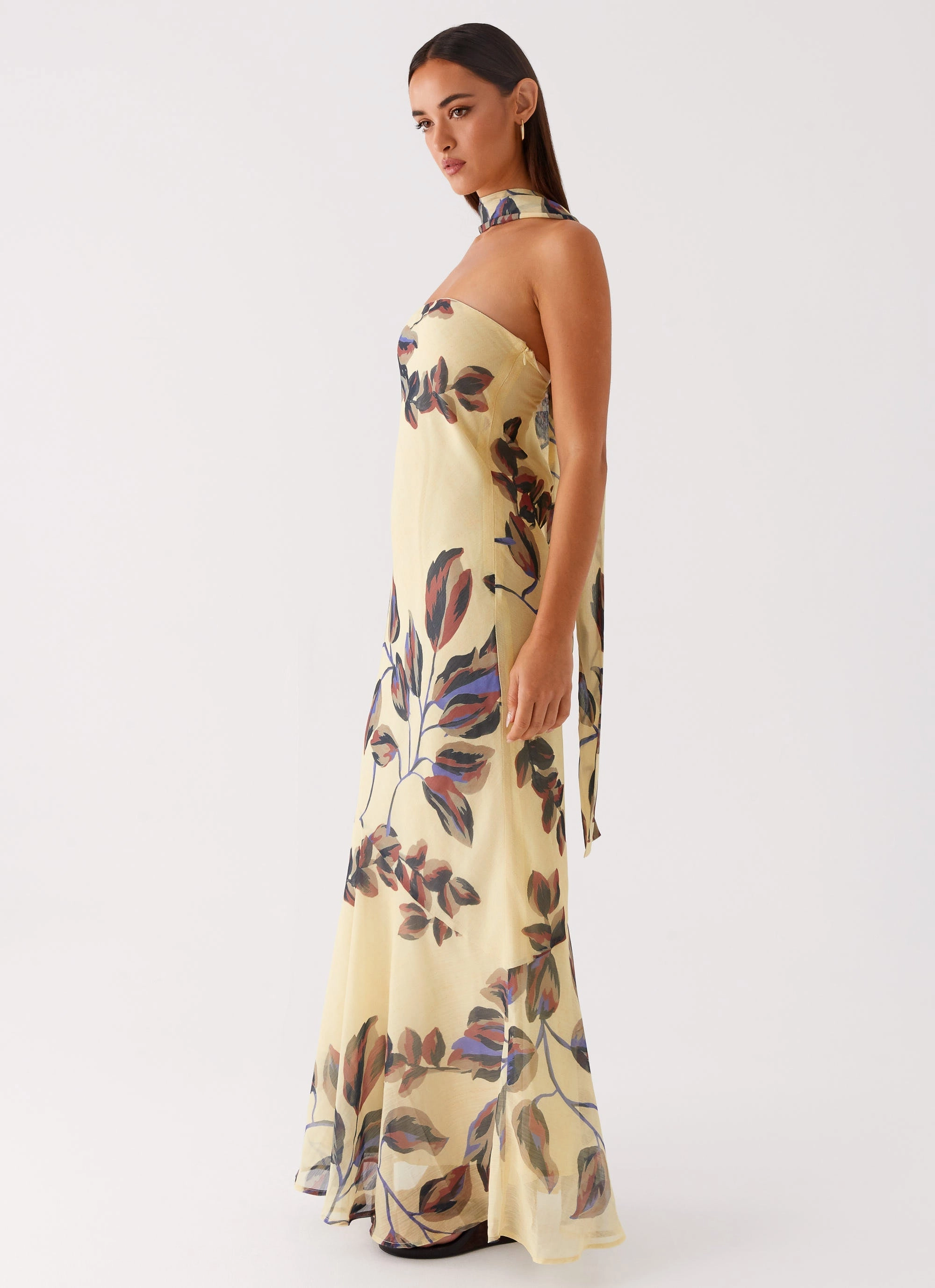 Under The Pagoda Maxi Dress - Buttercream Leaf Print Easy Drape Figure-Skimming
