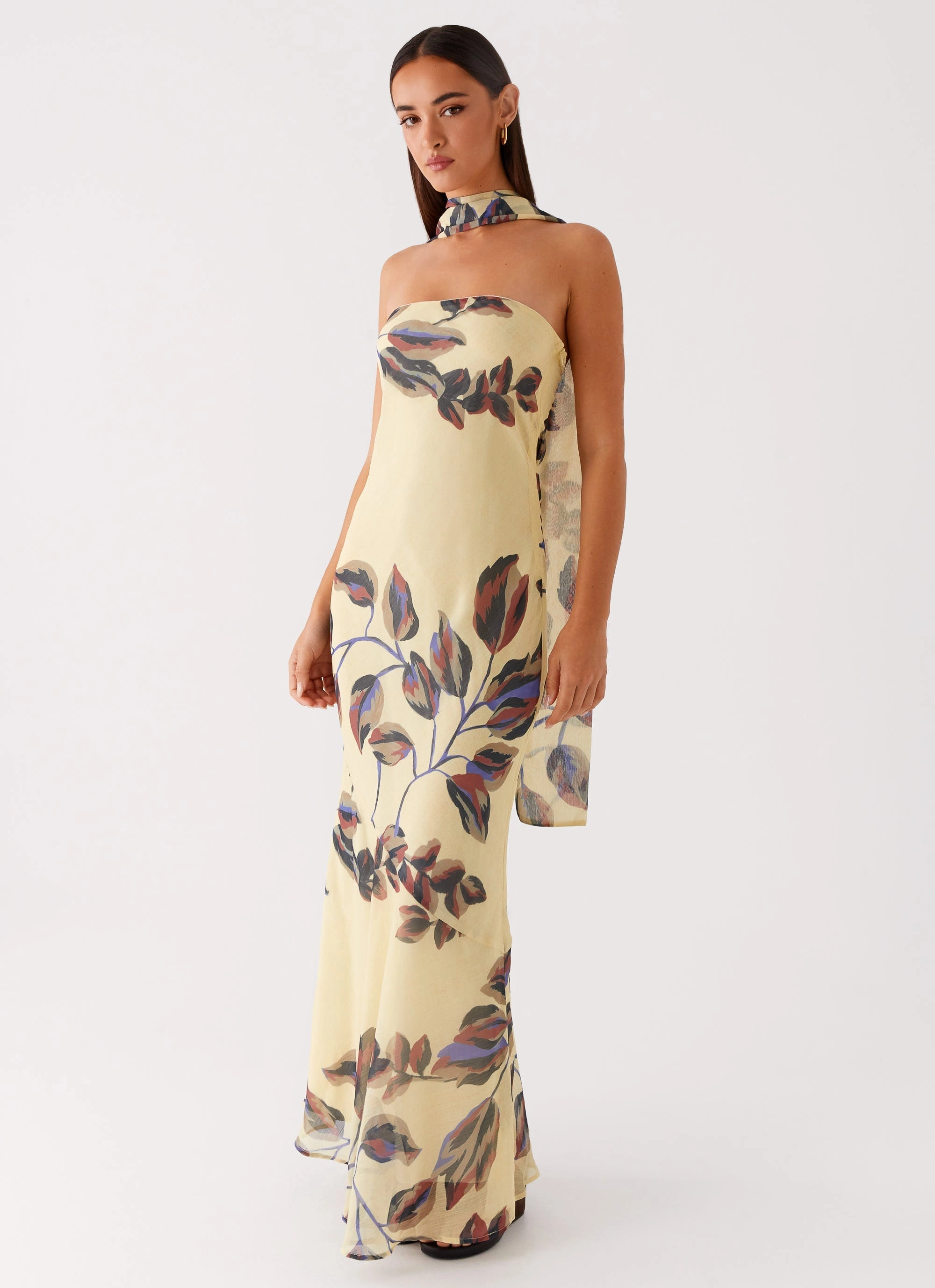 Easy Tones Gift-Worthy Under The Pagoda Maxi Dress - Buttercream Leaf Print