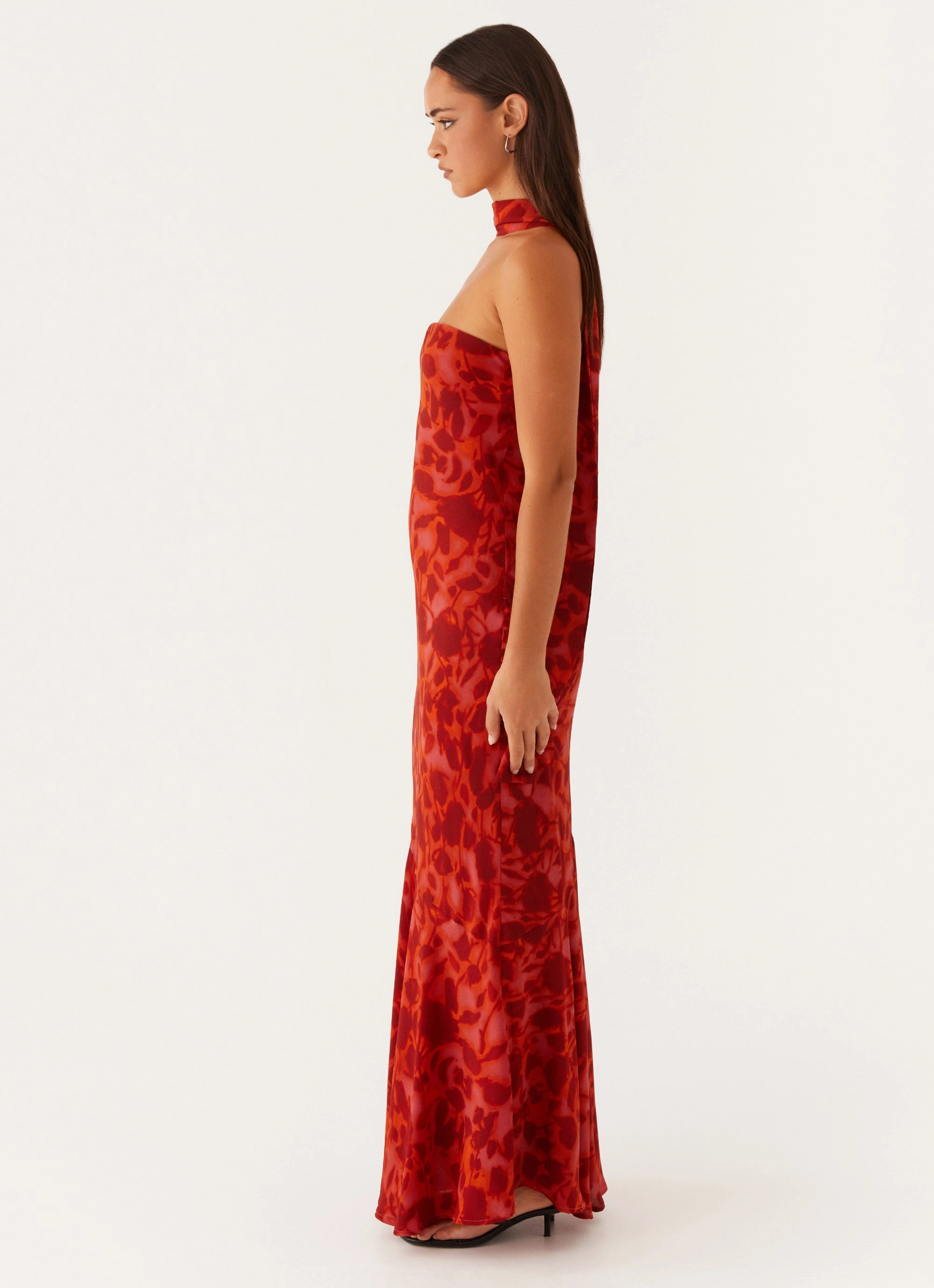 City Essential Under The Pagoda Maxi Dress - Deep Red Floral